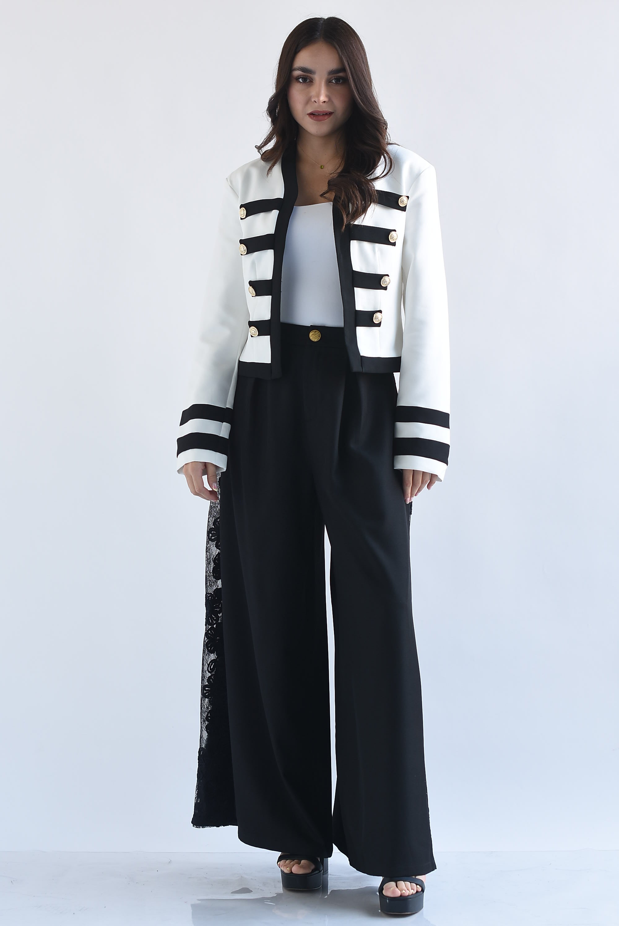 Blazer tipo militar filo negro