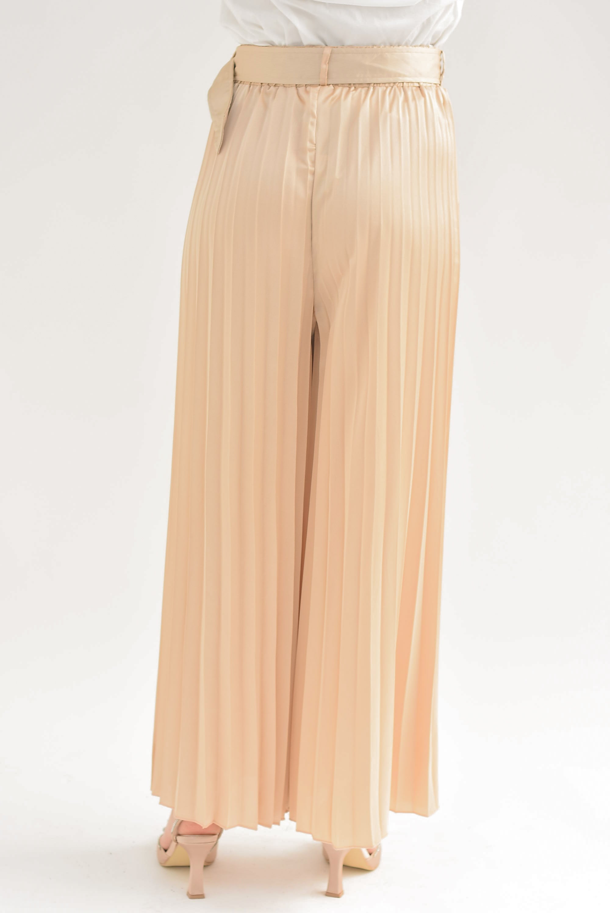 Pantalón plisado con cinturón Champagne
