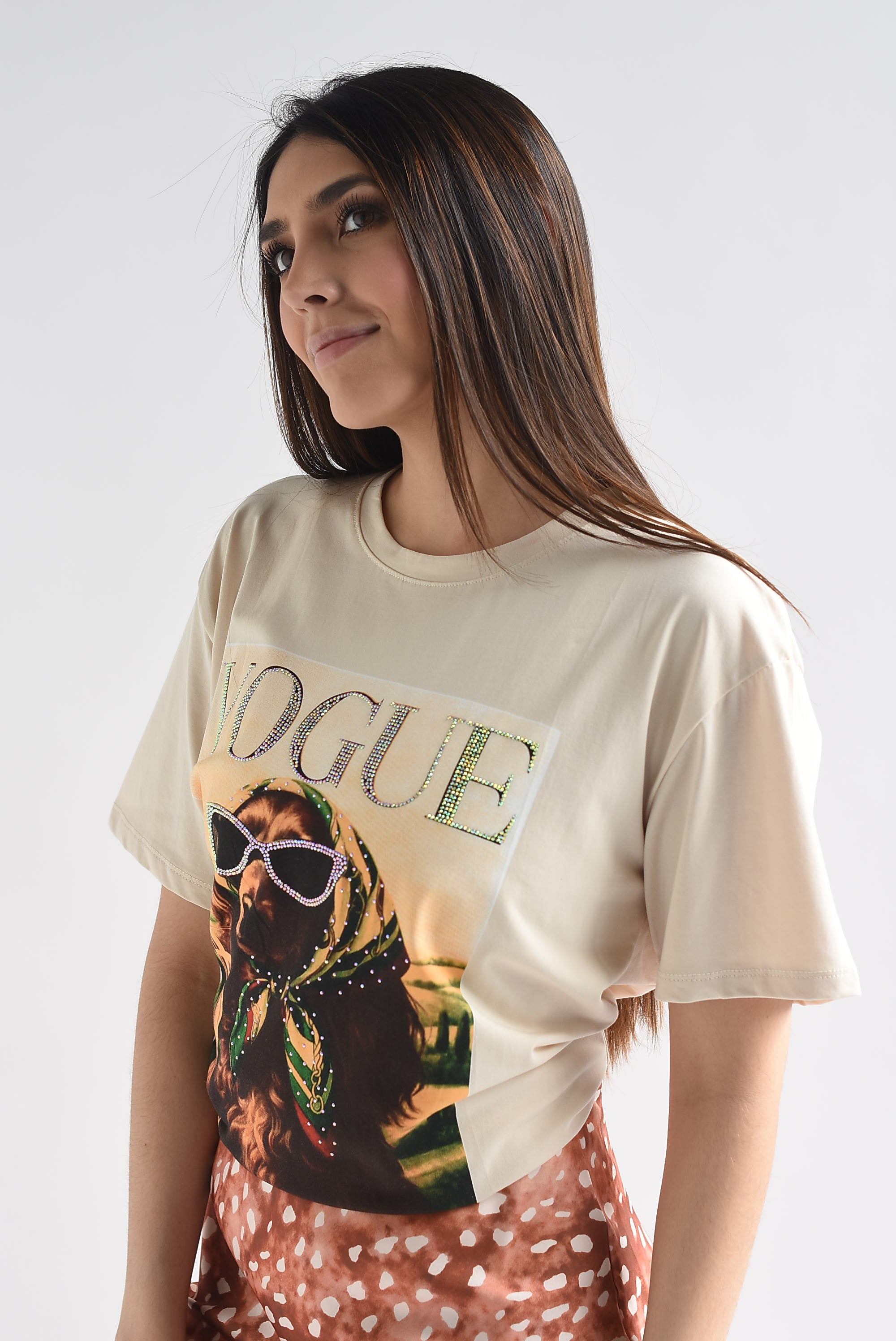 T-Shirt VOGUE perro lentes brillos