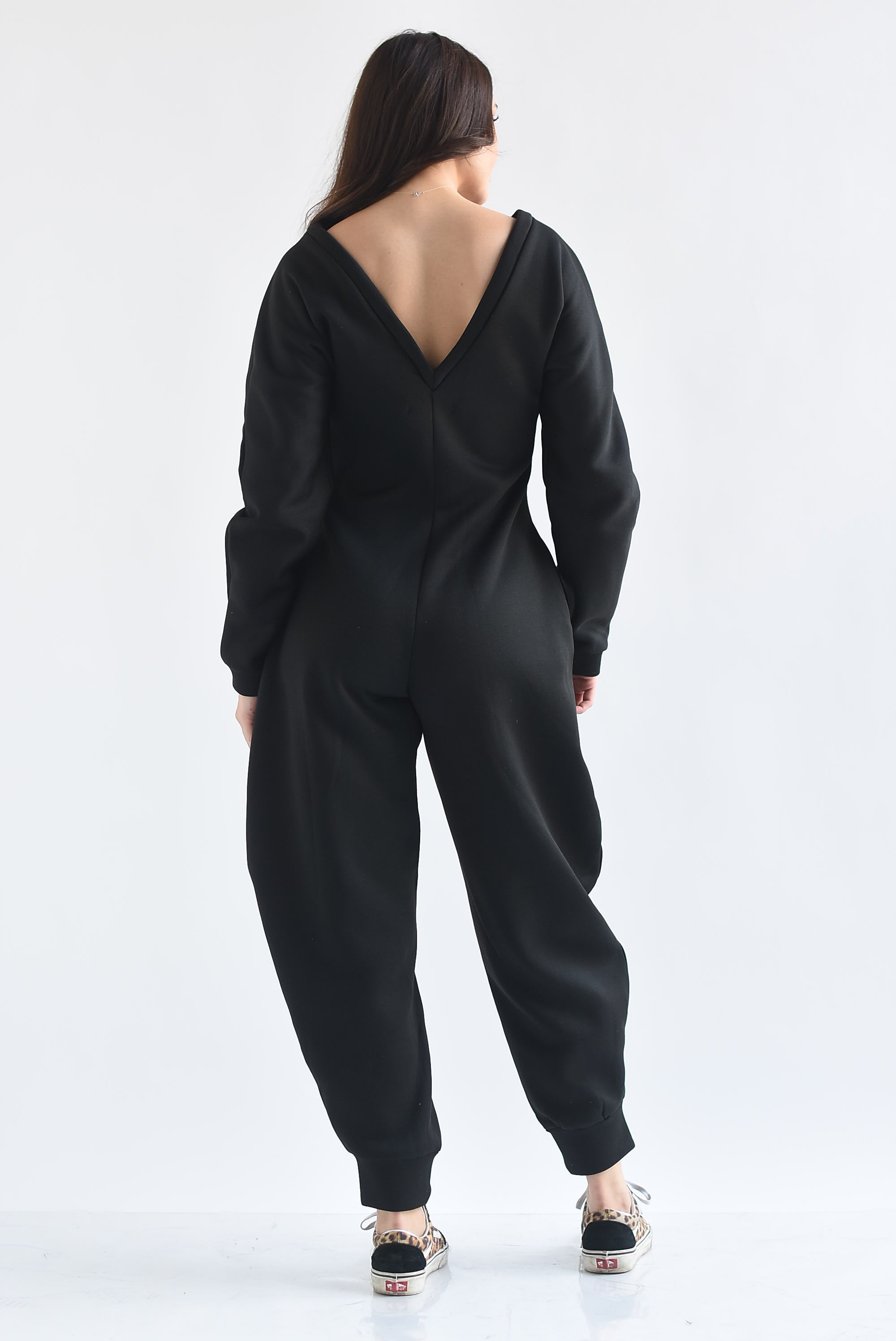 Jumpsuit globo cuello V manga larga
