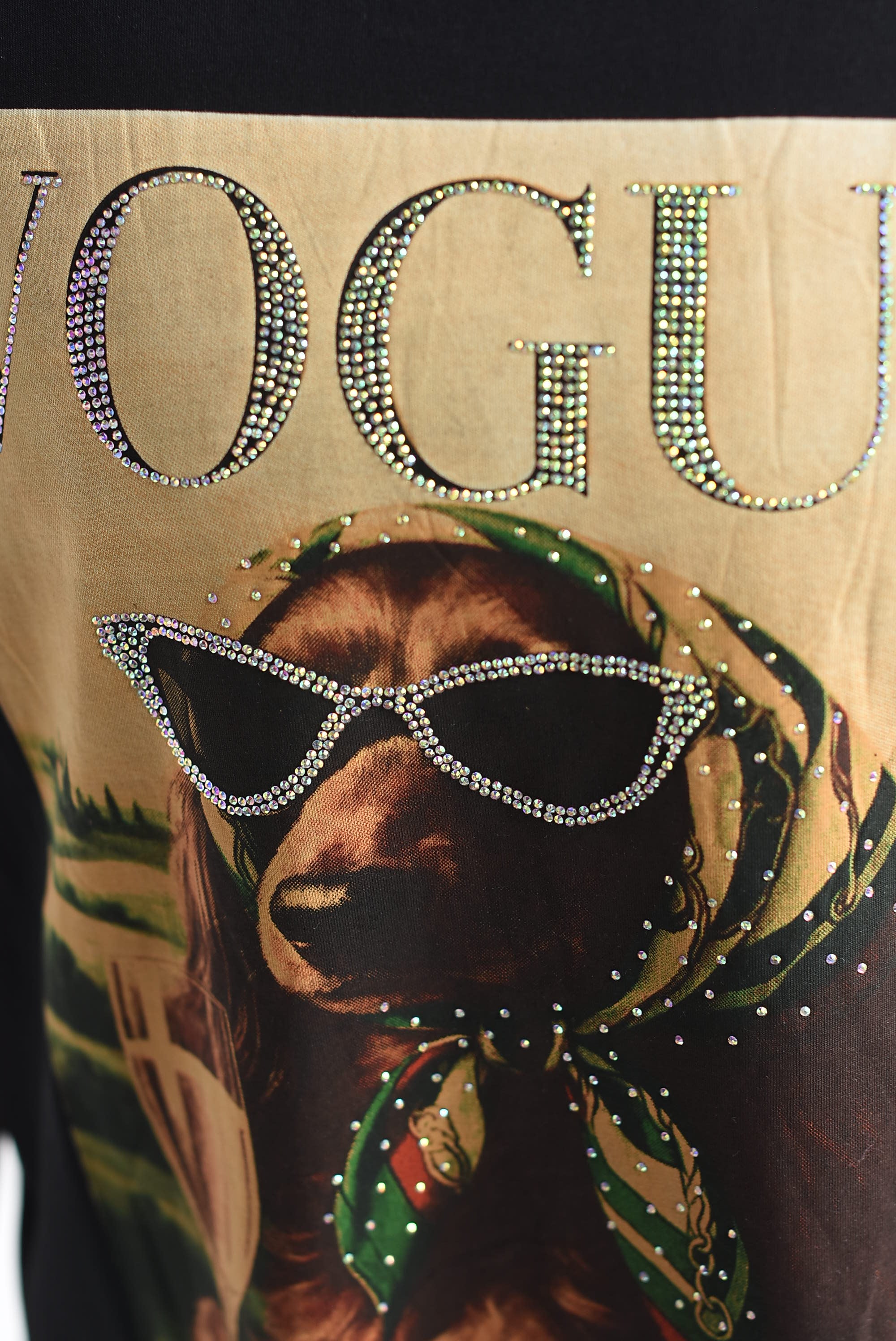 T-Shirt VOGUE perro lentes brillos