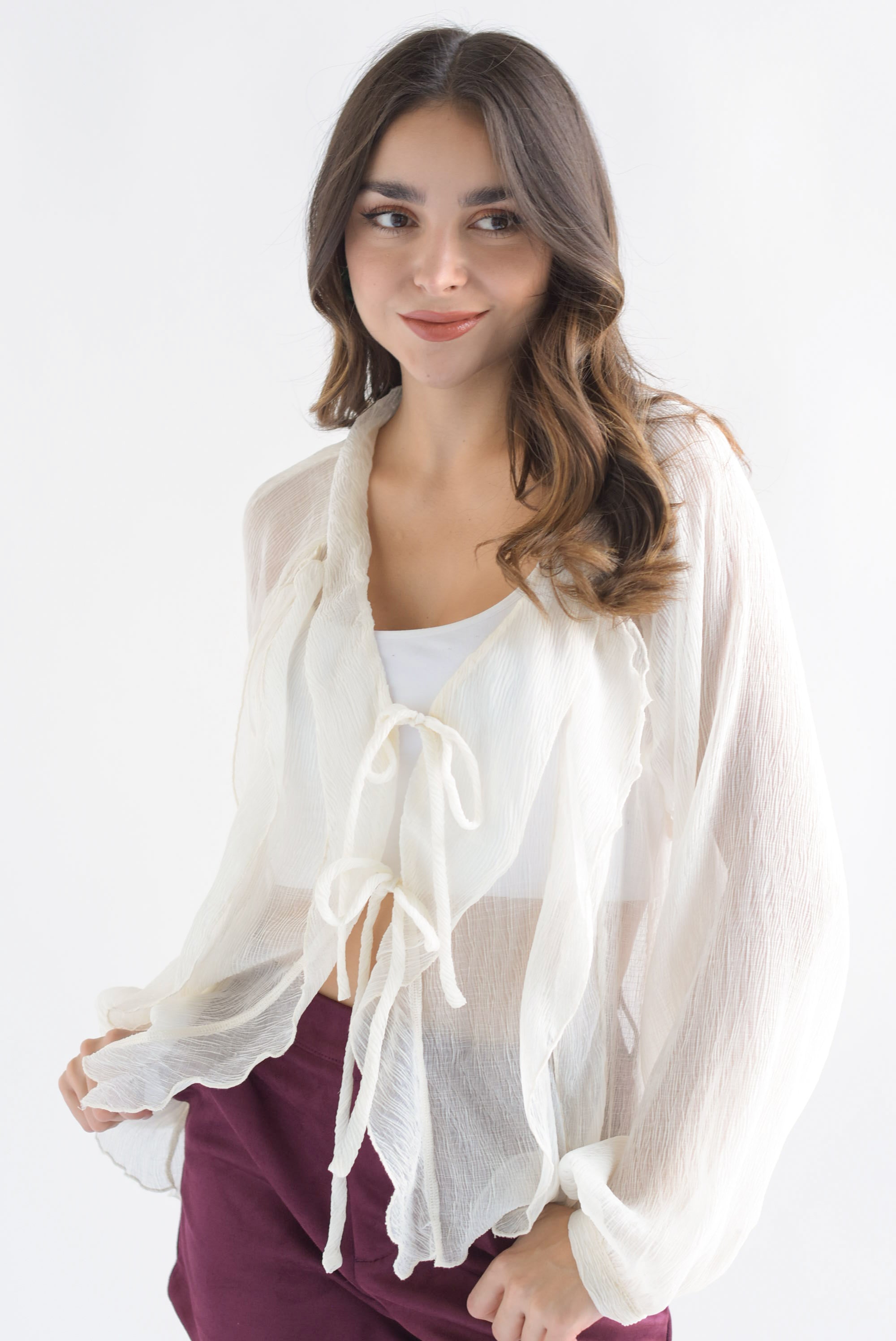 Blusa olanes efecto arrugado Ivory