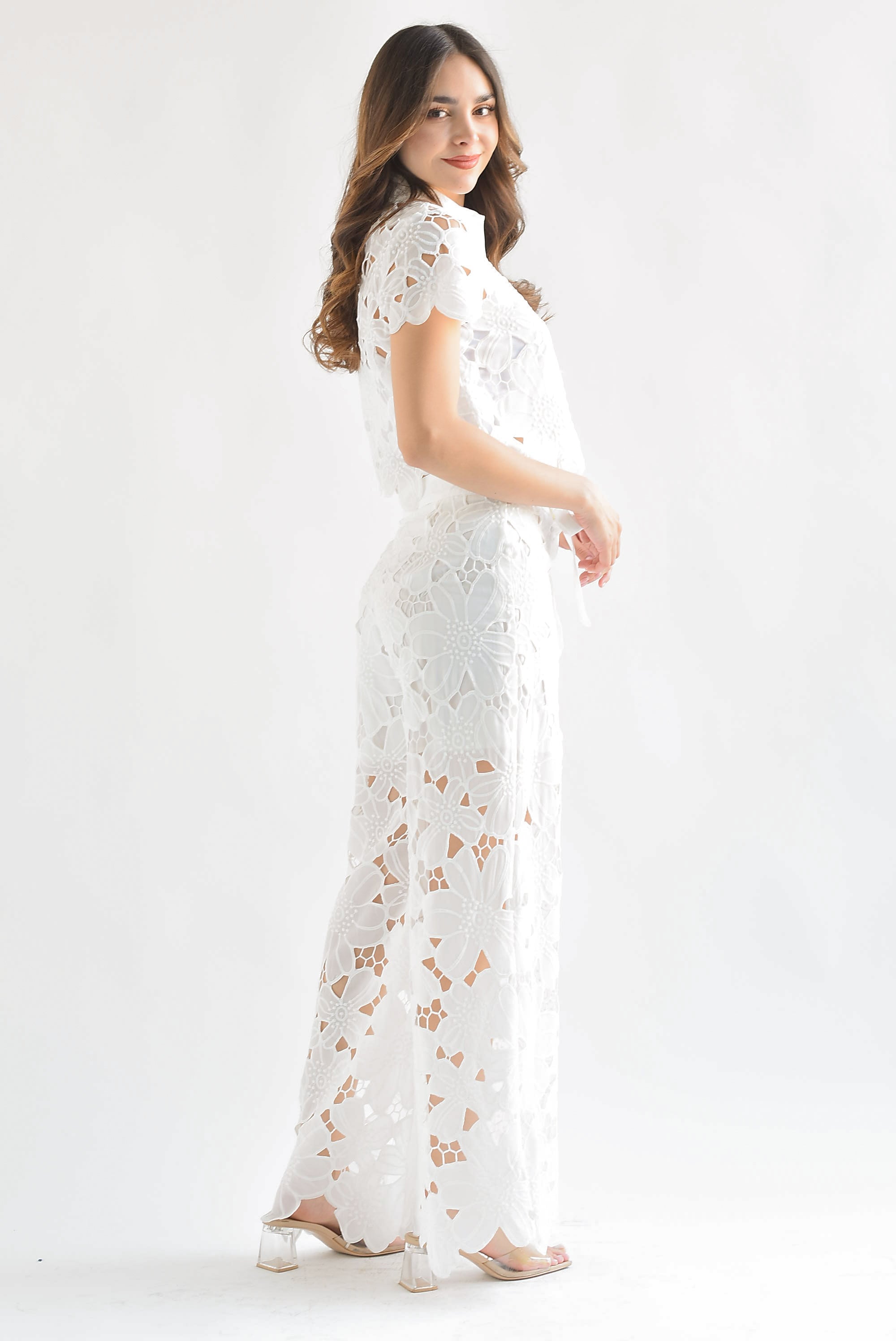 Set Pantalón y Blusa flores caladas Blanco