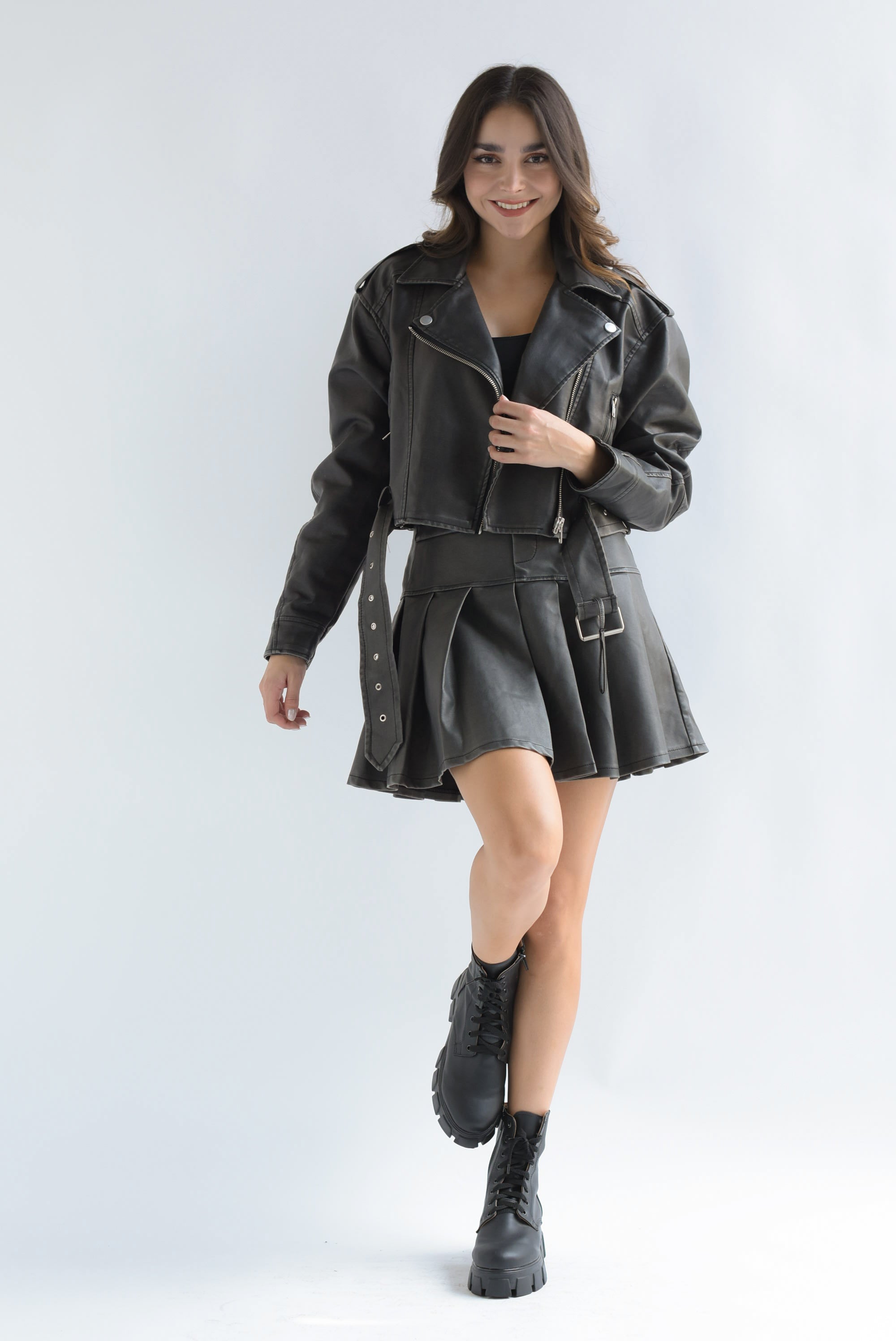 Set Falda tablas y Chamarra biker vinipiel vintage