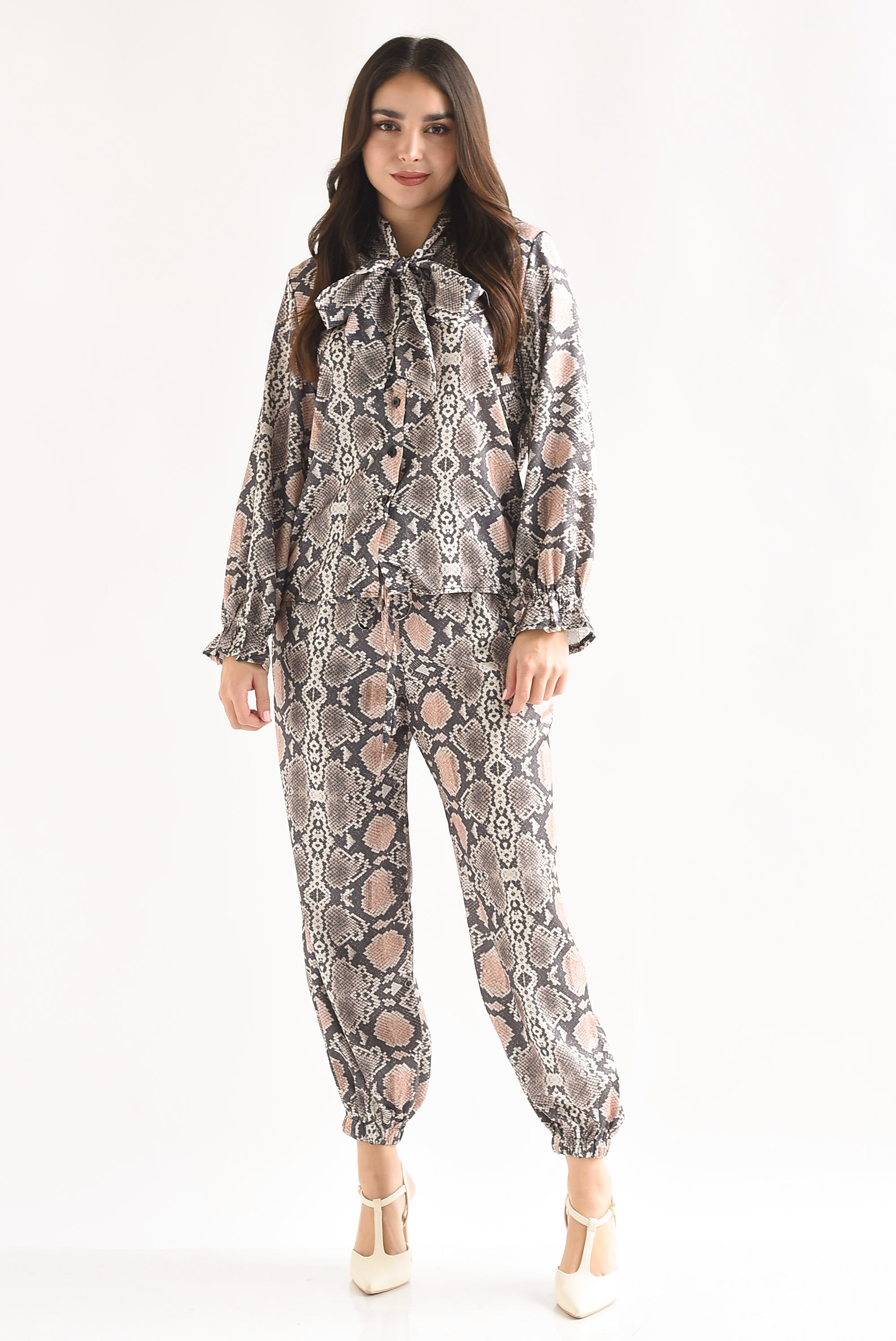 Set Pantalón globo y Camisa cinta snake print