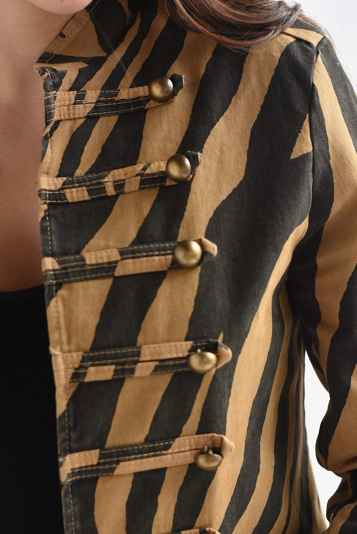 Set Jeans barrel y Chamarra militar Denim