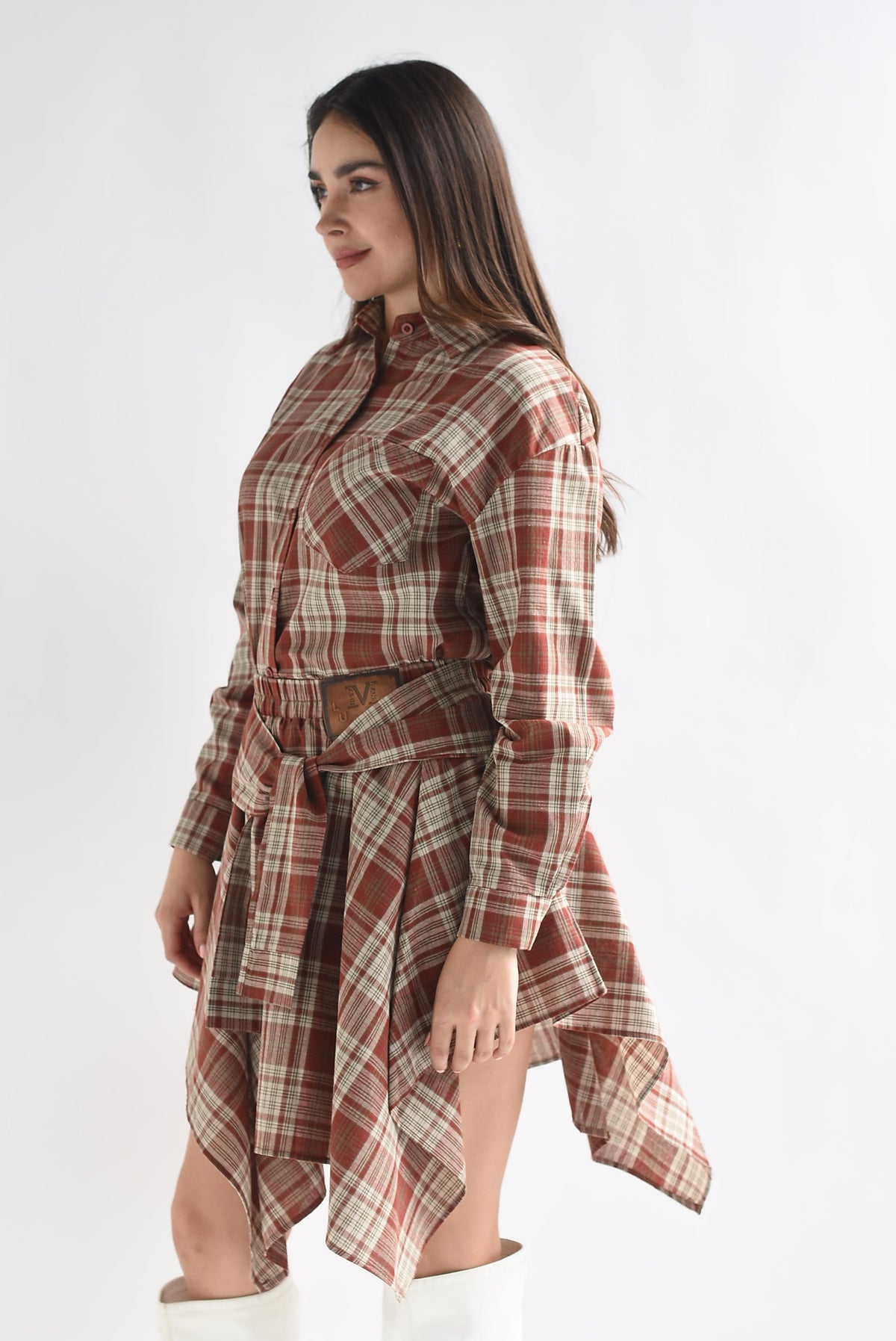 Set Falda asimétrica y Camisa cuadros