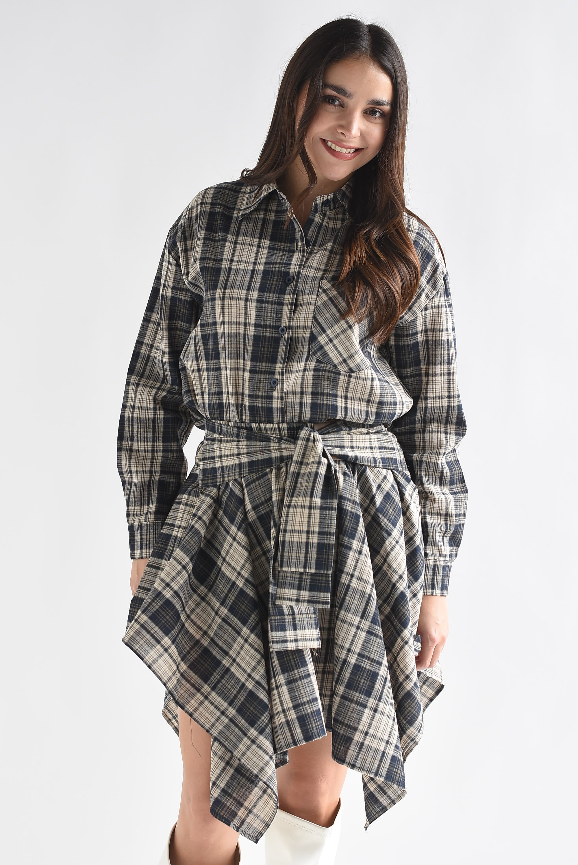 Set Falda asimétrica y Camisa cuadros