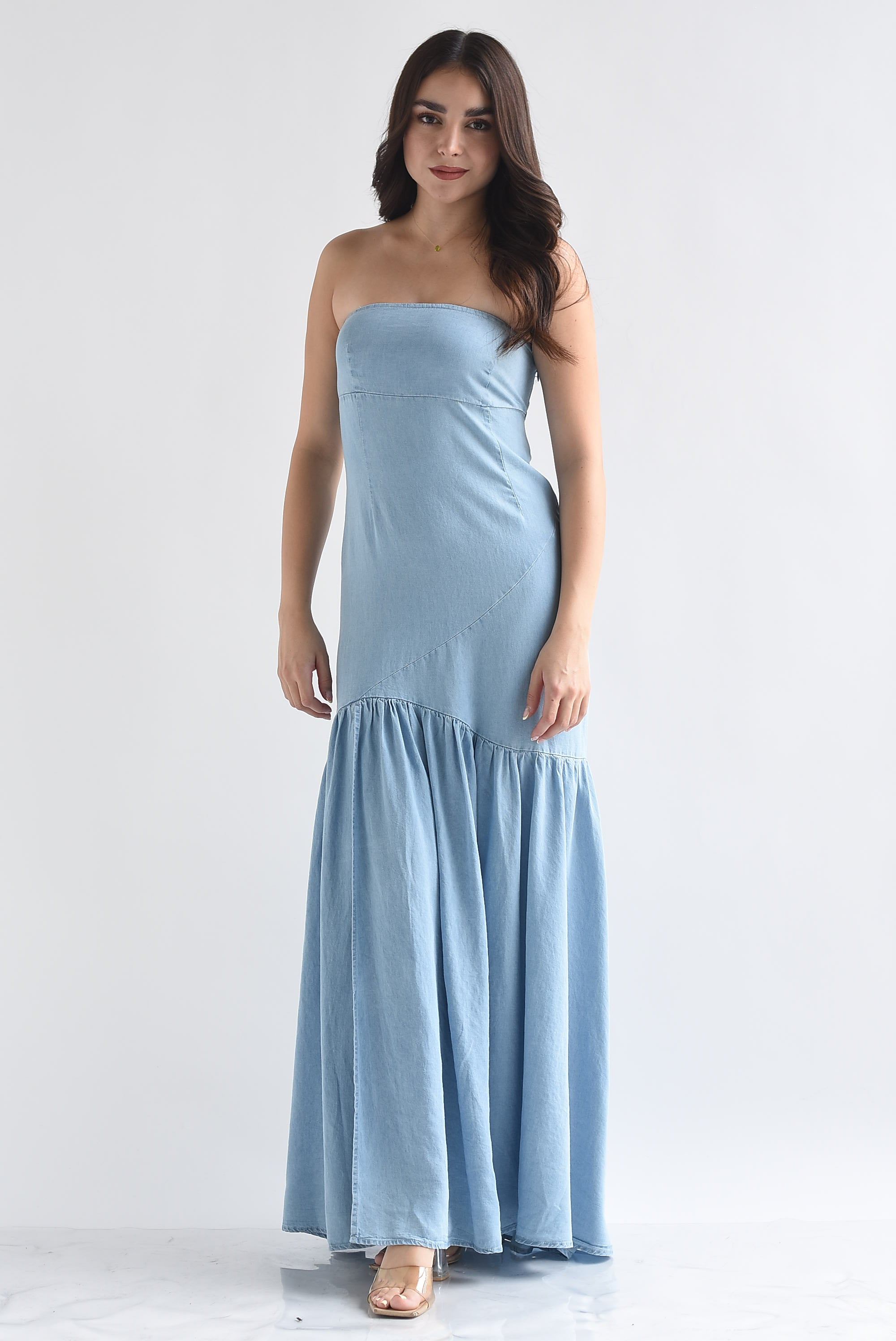 Vestido denim strapless torso largo