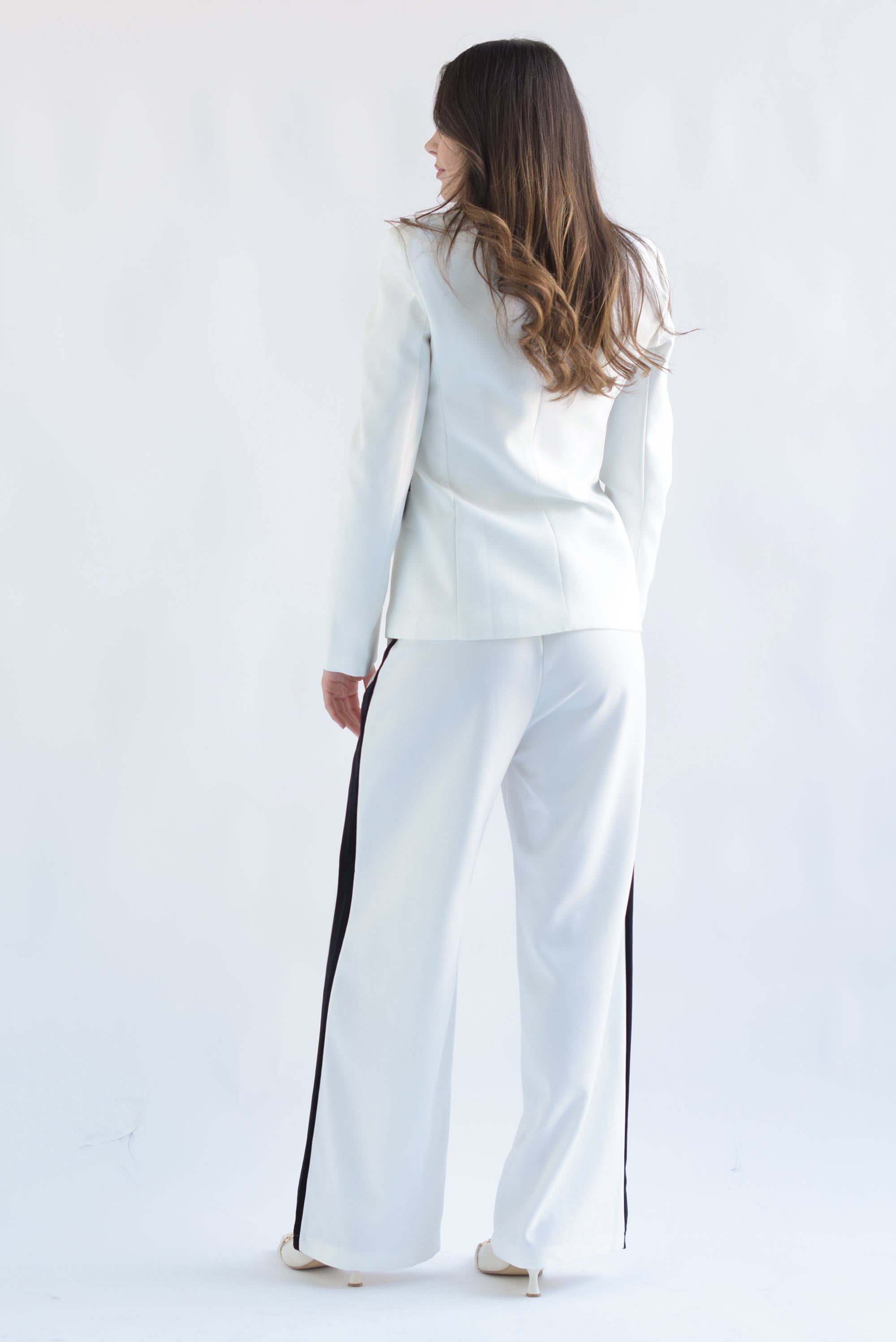 Set Pantalón y Blazer militar Blanco con Negro