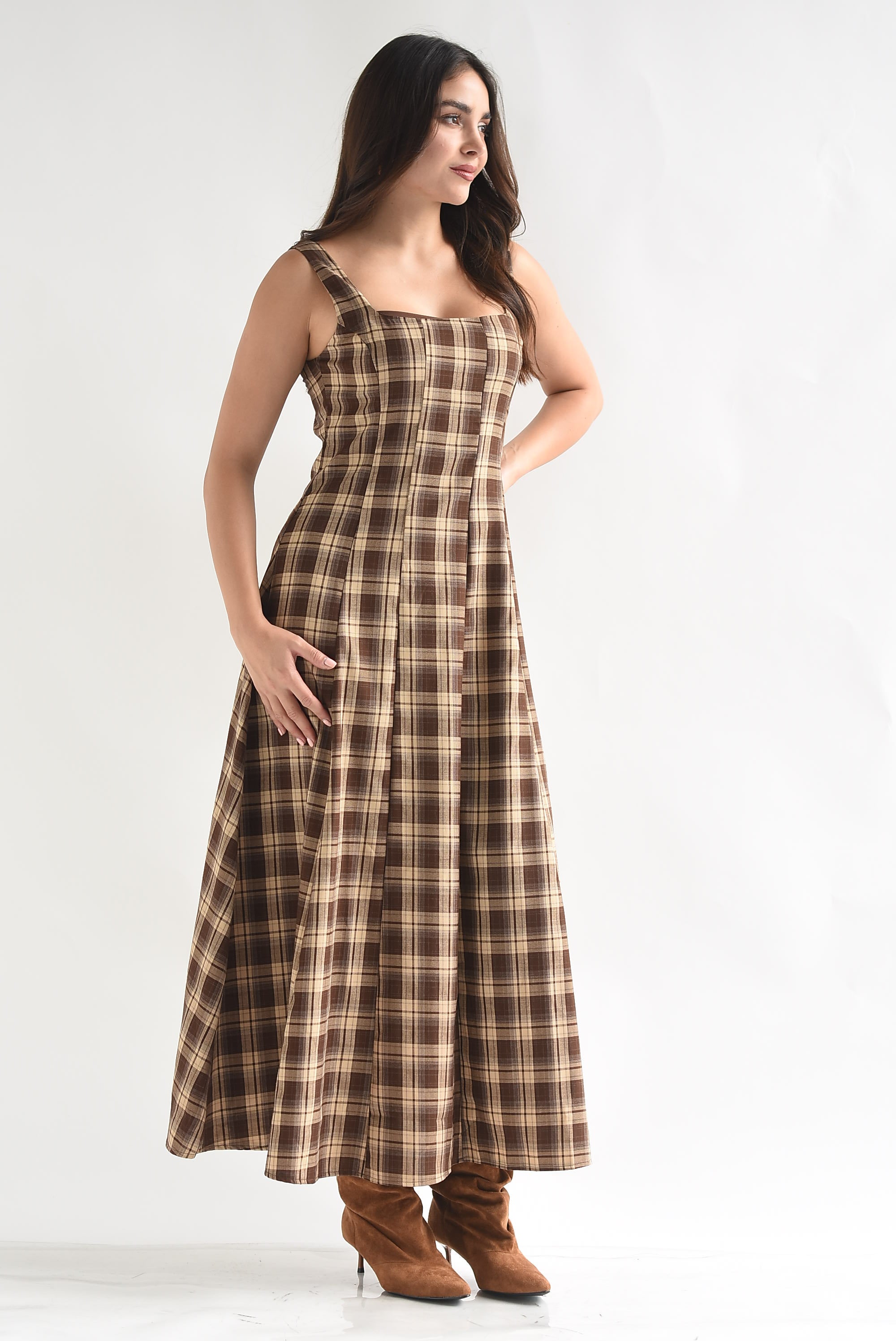 Vestido midi tirante cuadros
