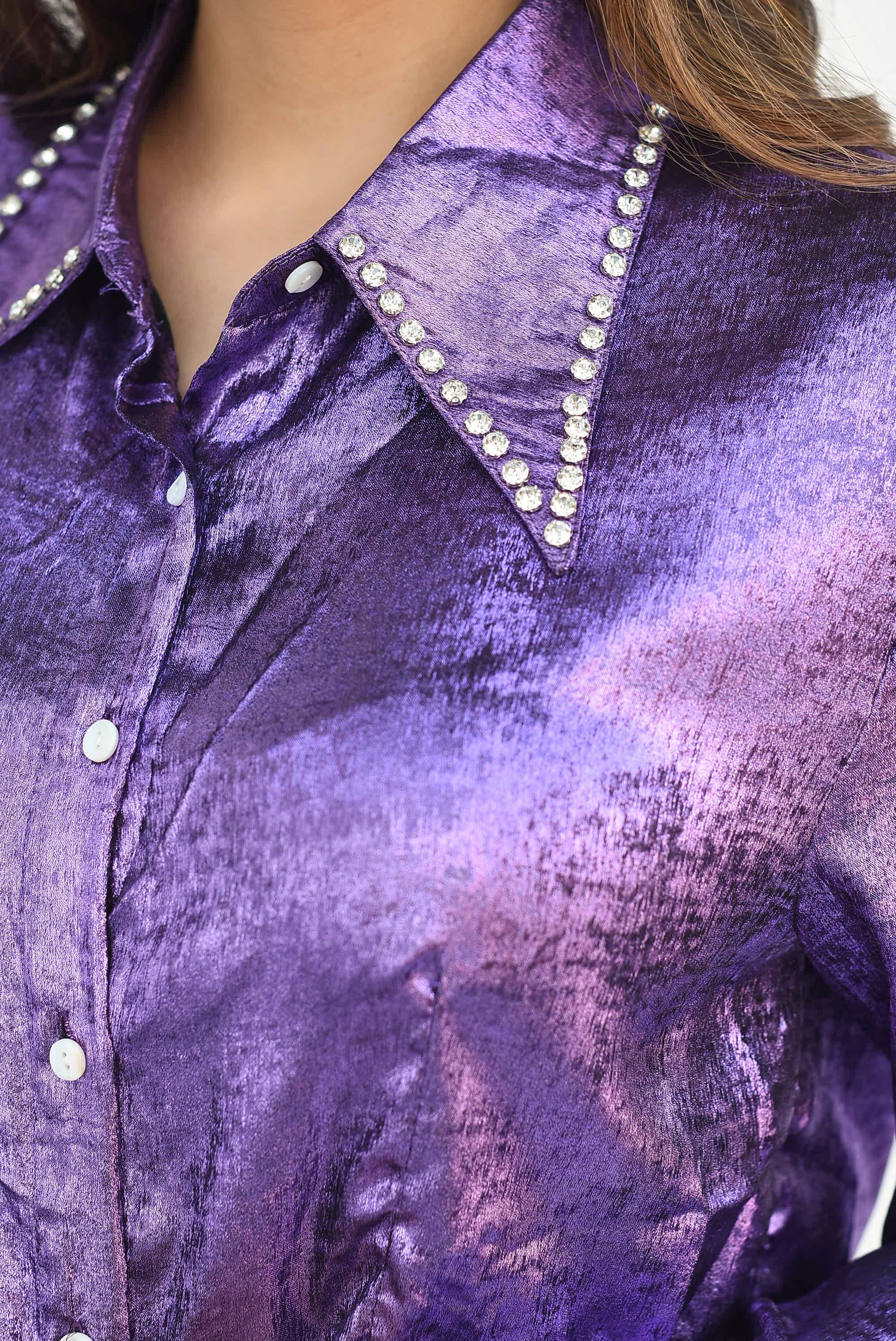 Blusa crop metalizada  Morada