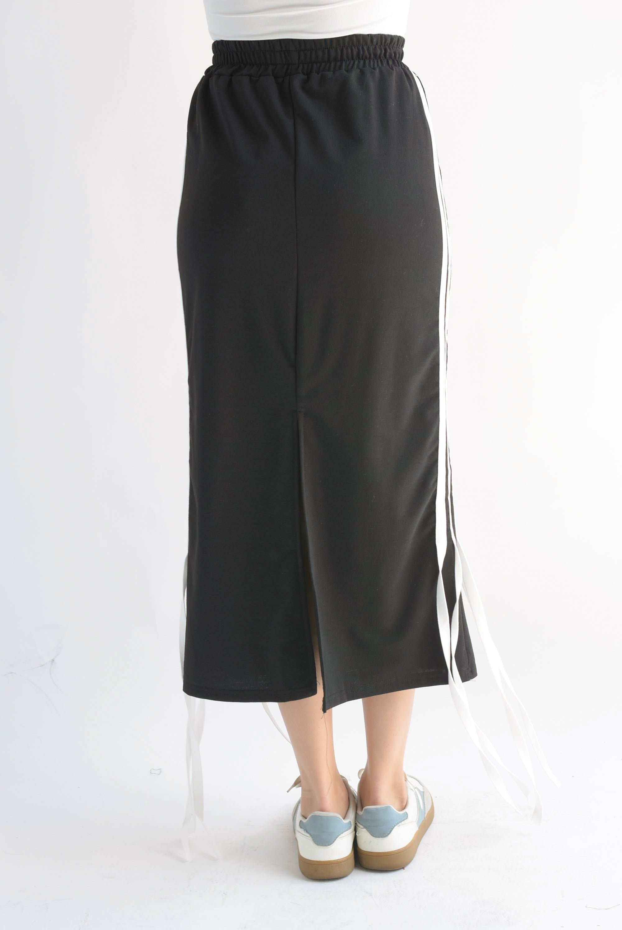 Falda Midi track Negra