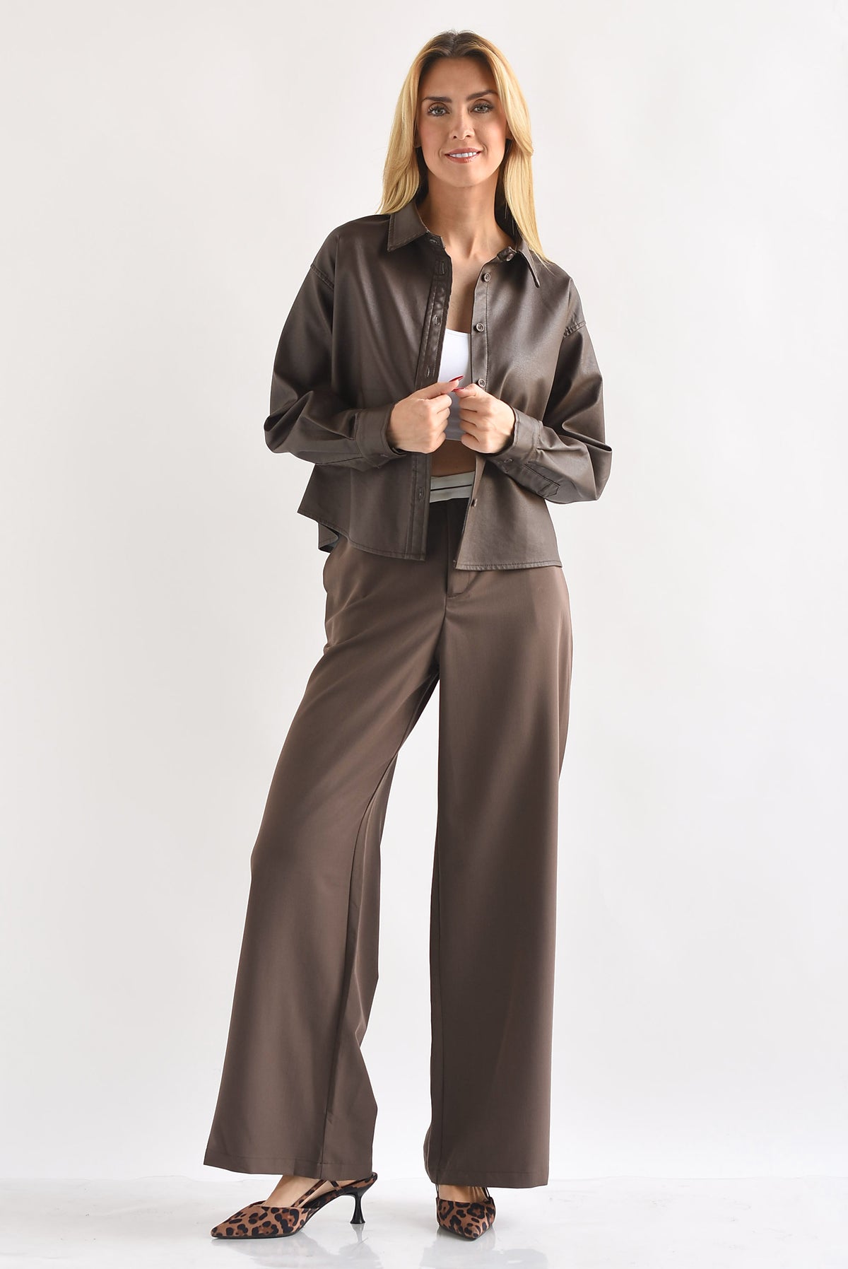 Shacket crop vinipiel