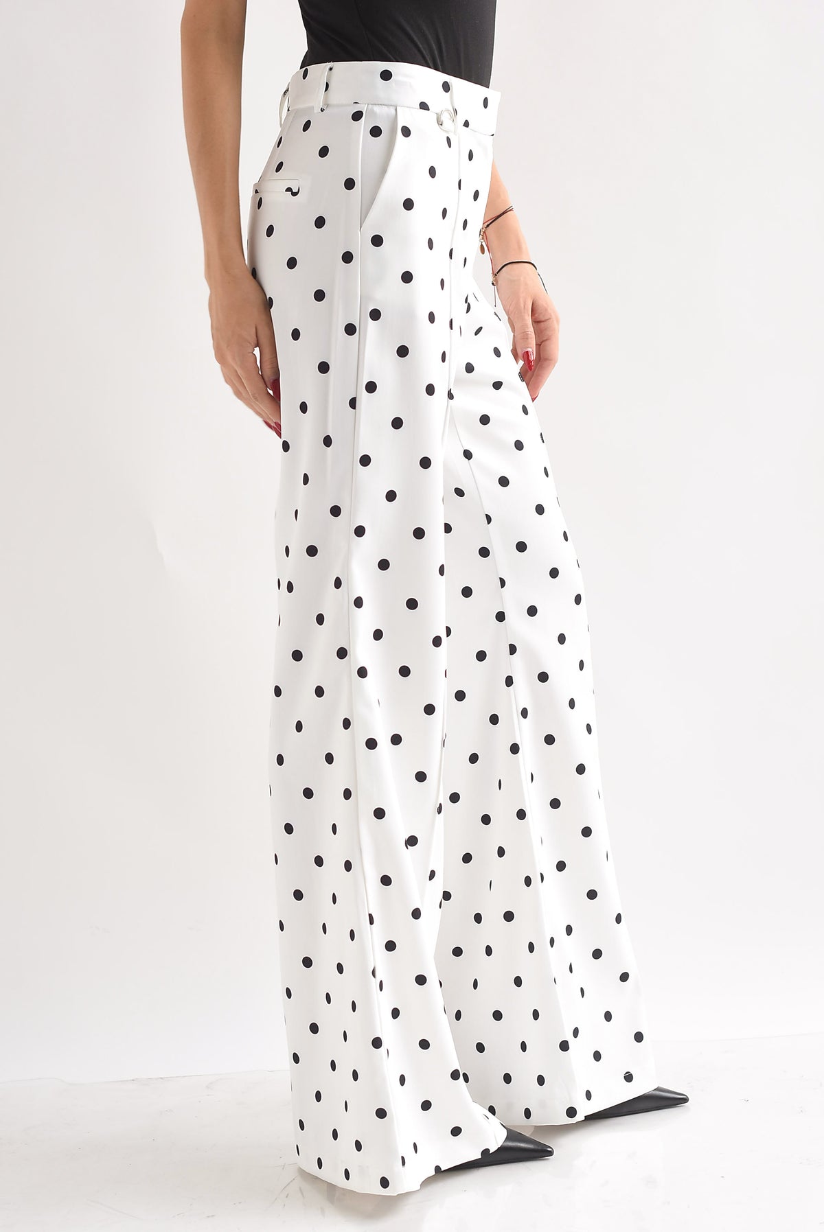 Pantalón de vestir acampanado polka dots