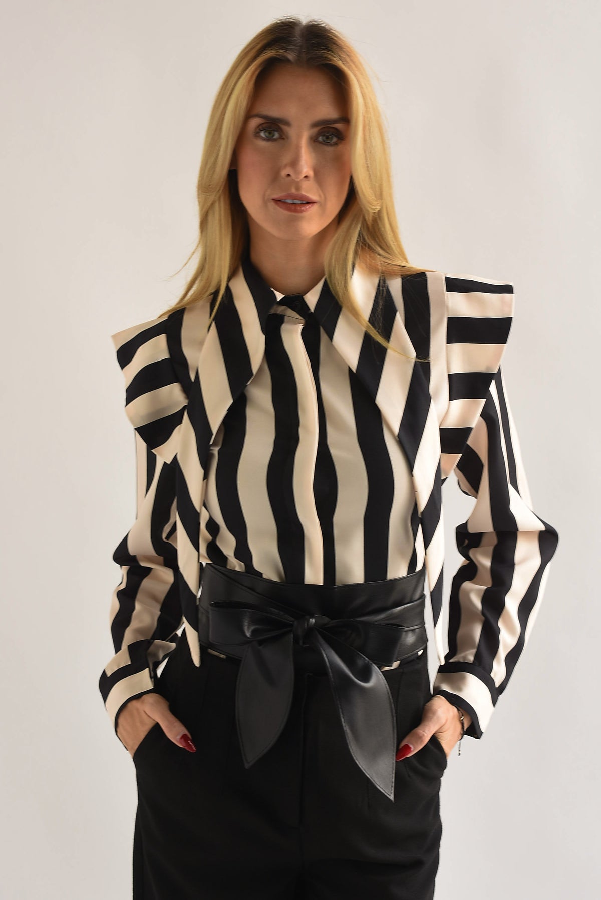 Camisa cuello picos rayas bitono