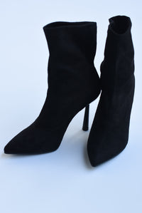 Fashion Styled Bota corta suede Negro