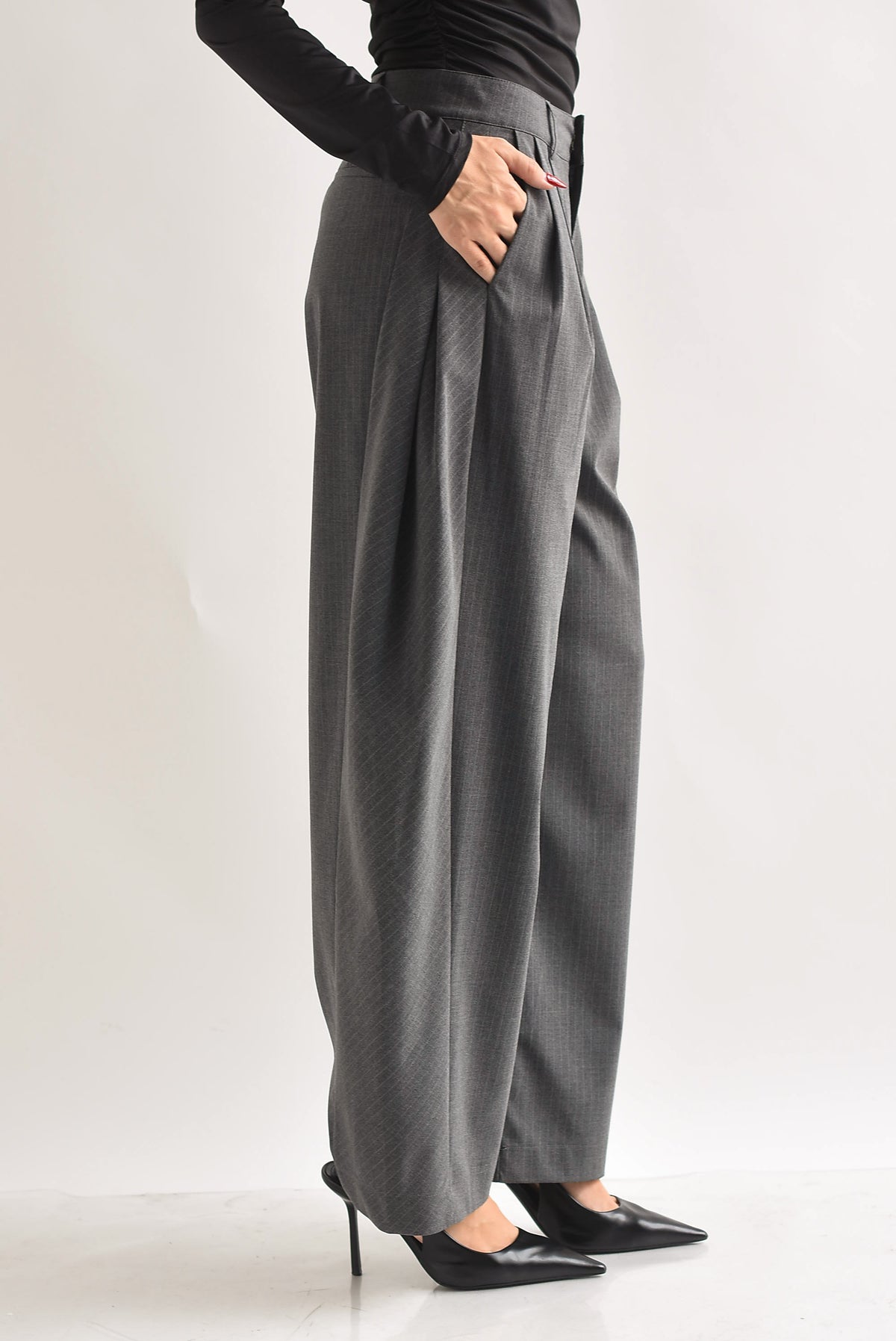 Pantalón de vestir barrel línea diplomática