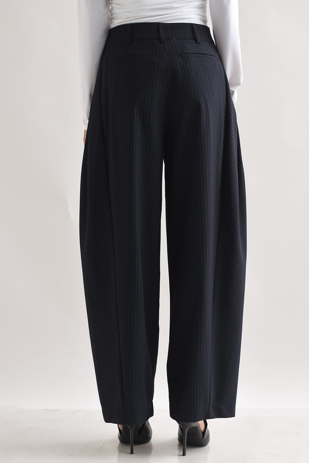 Pantalón de vestir barrel línea diplomática