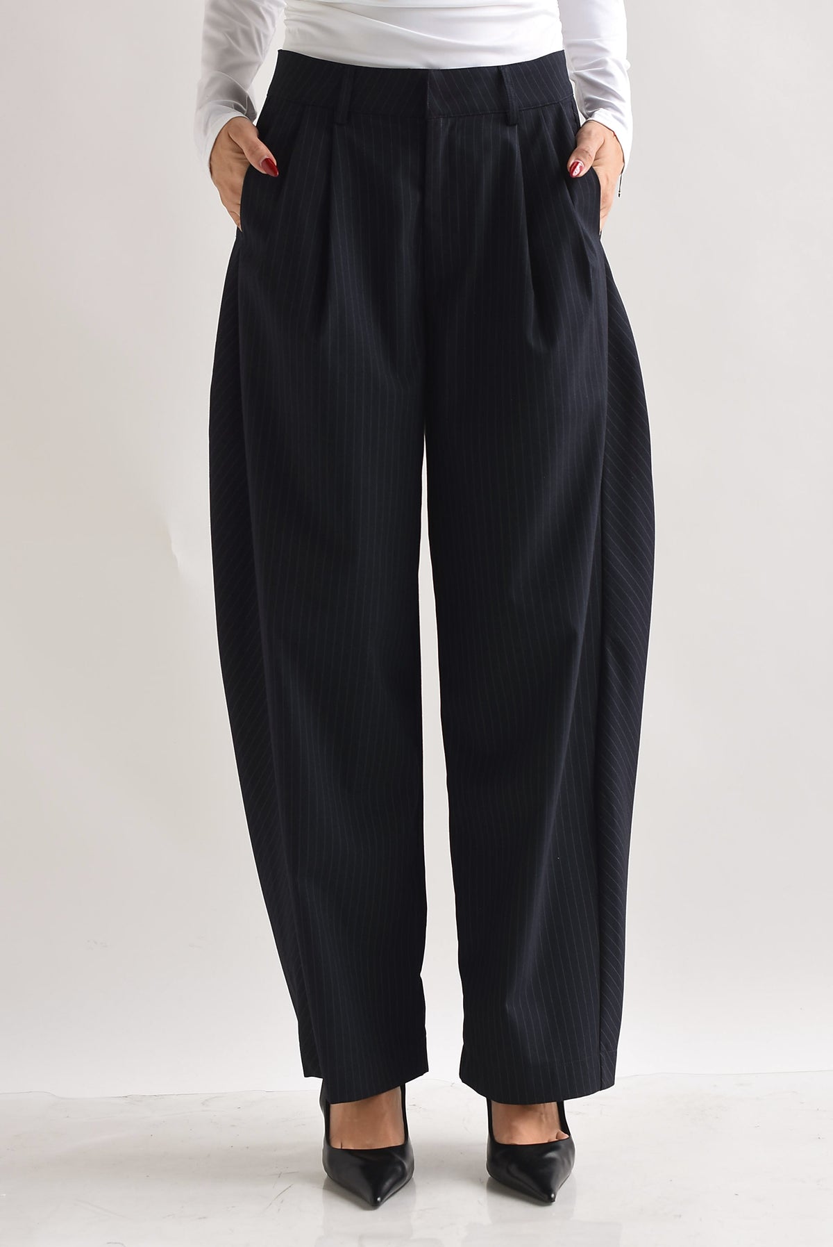 Pantalón de vestir barrel línea diplomática