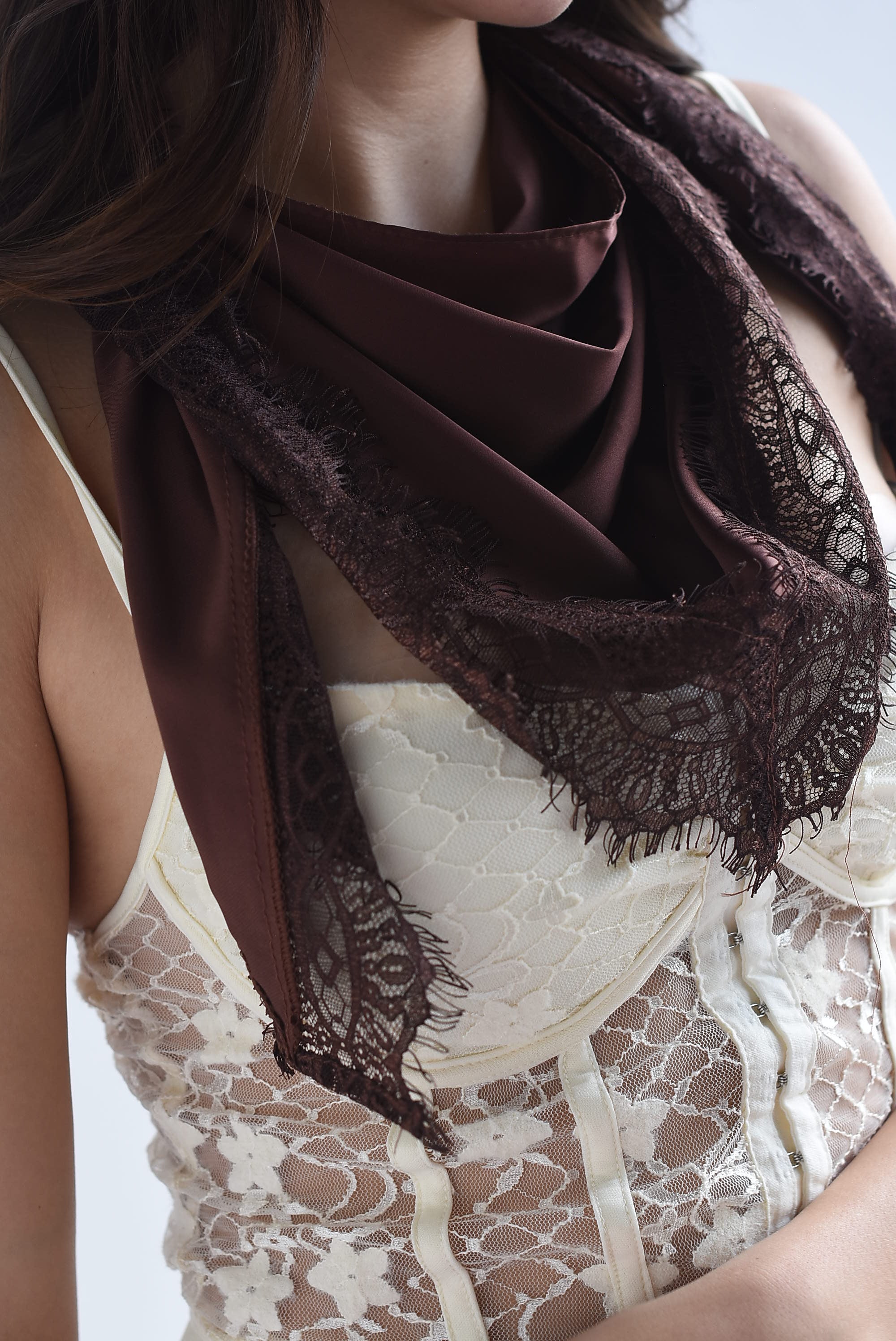 Pareo satín olán encaje