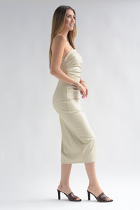 Fashion Styled Vestido strapless drapeado vinipiel Ivory