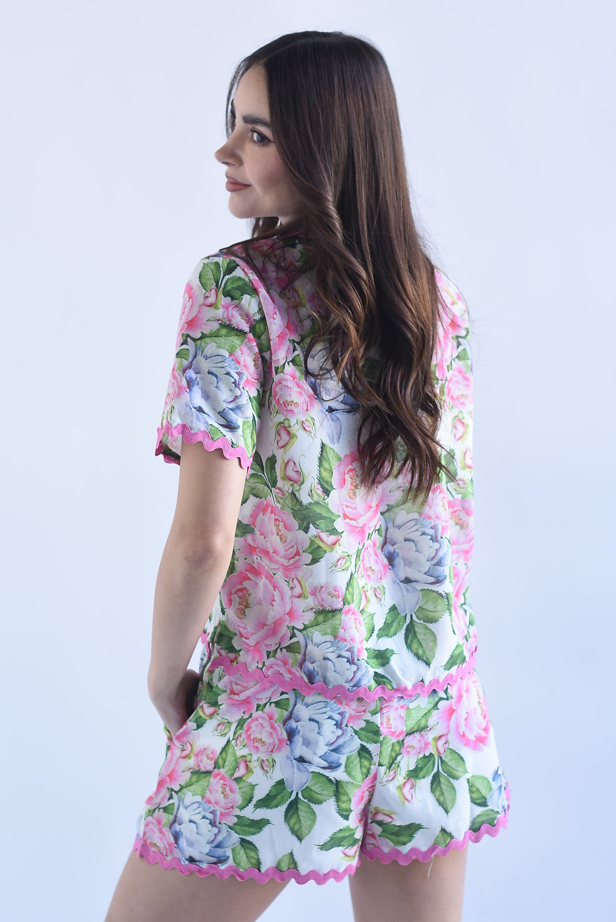 Set Short y Blusa flores filo ondas