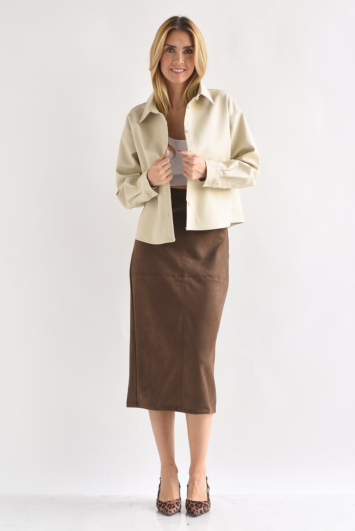 Shacket crop vinipiel
