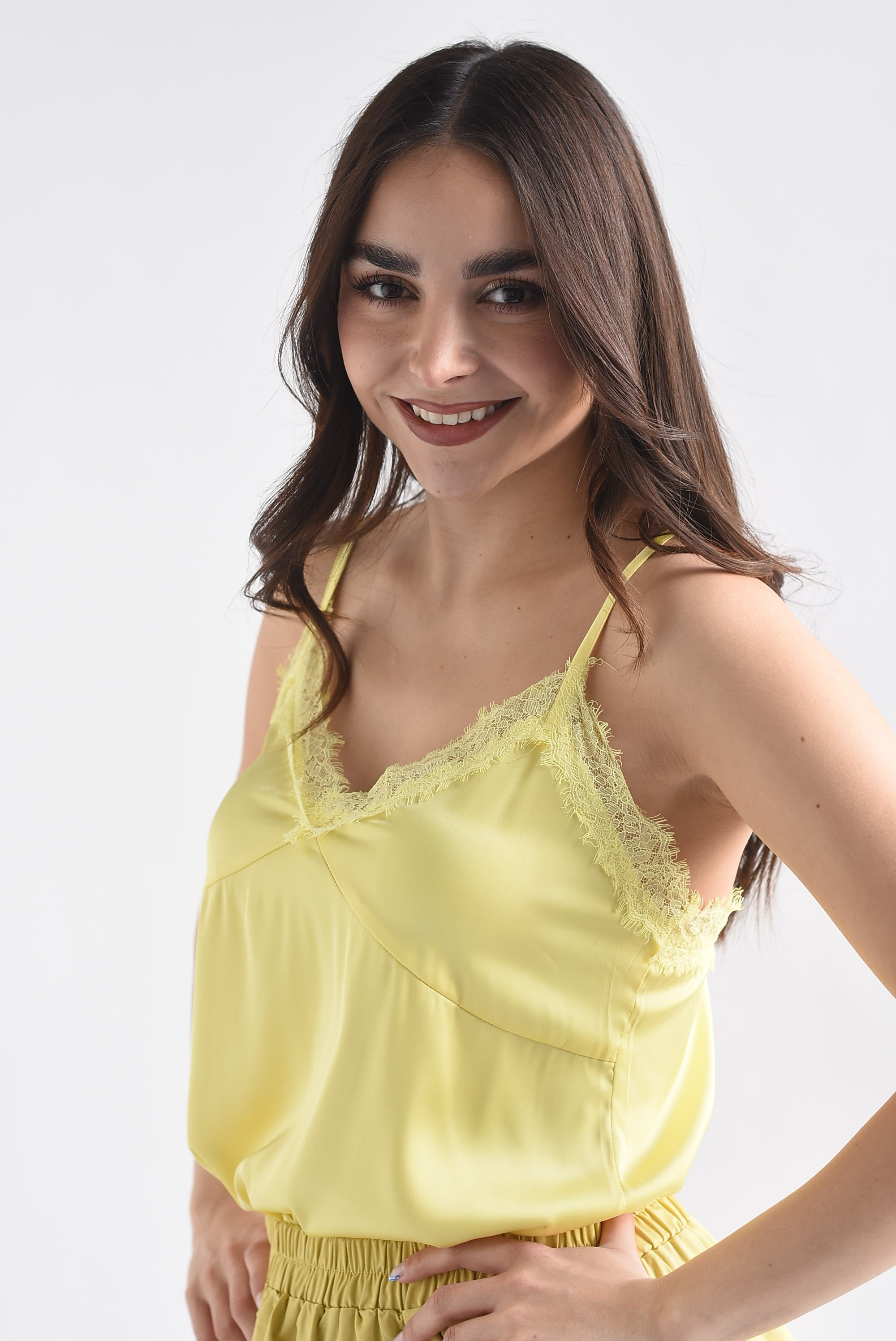 Top lencero filo encaje