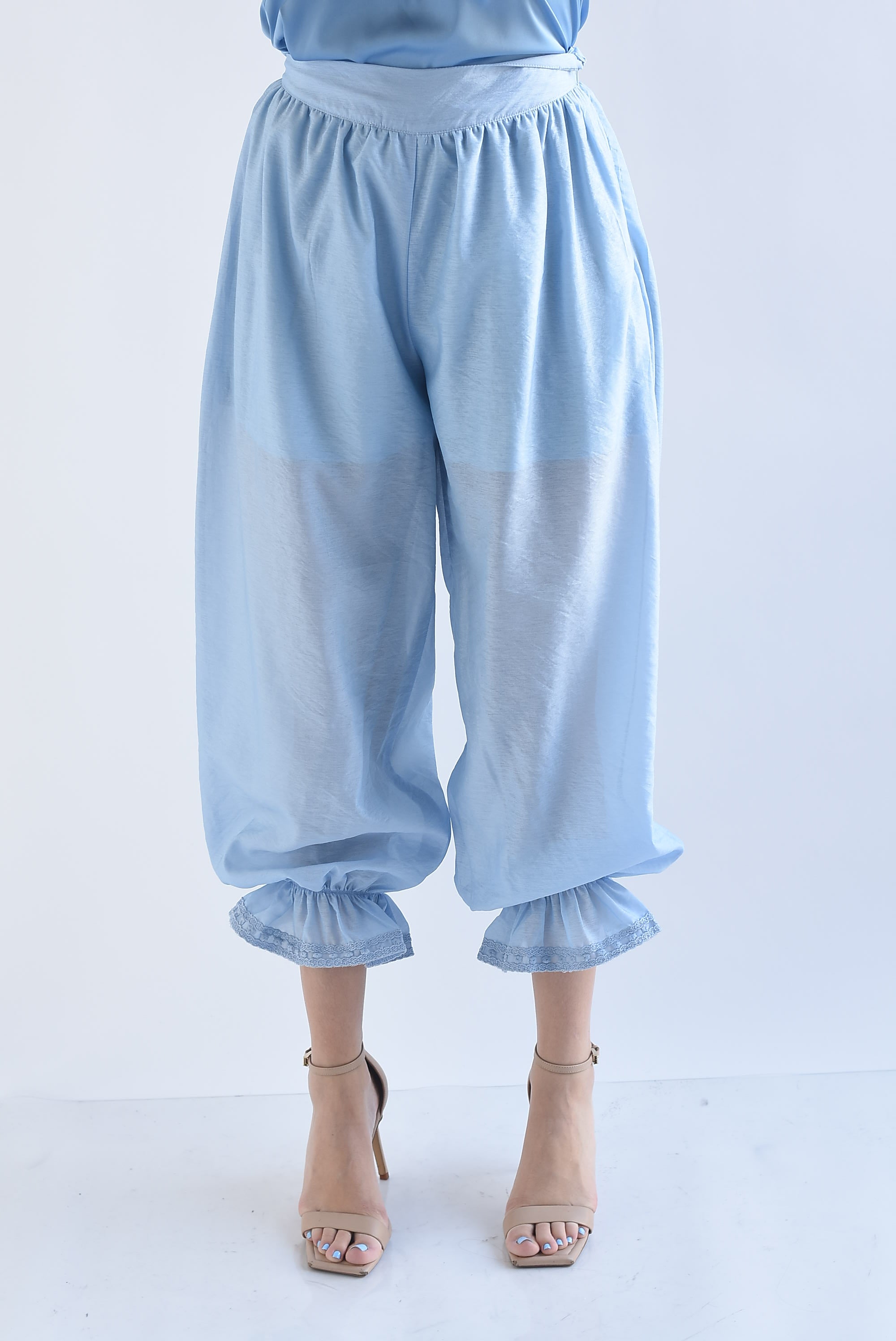 Pantalón globo tobillo olán