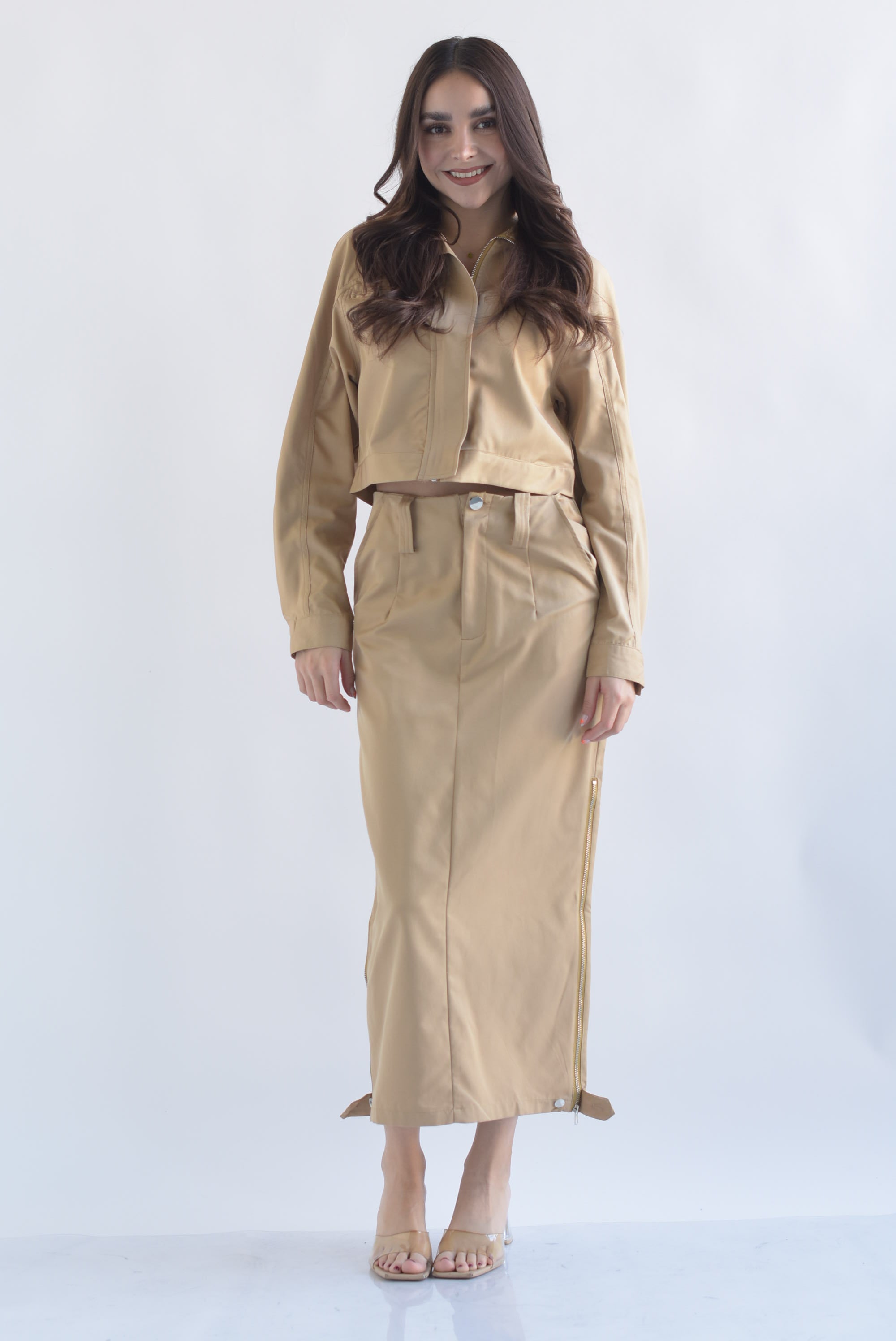 Set Falda abertura cierre y Chamarra Kaki