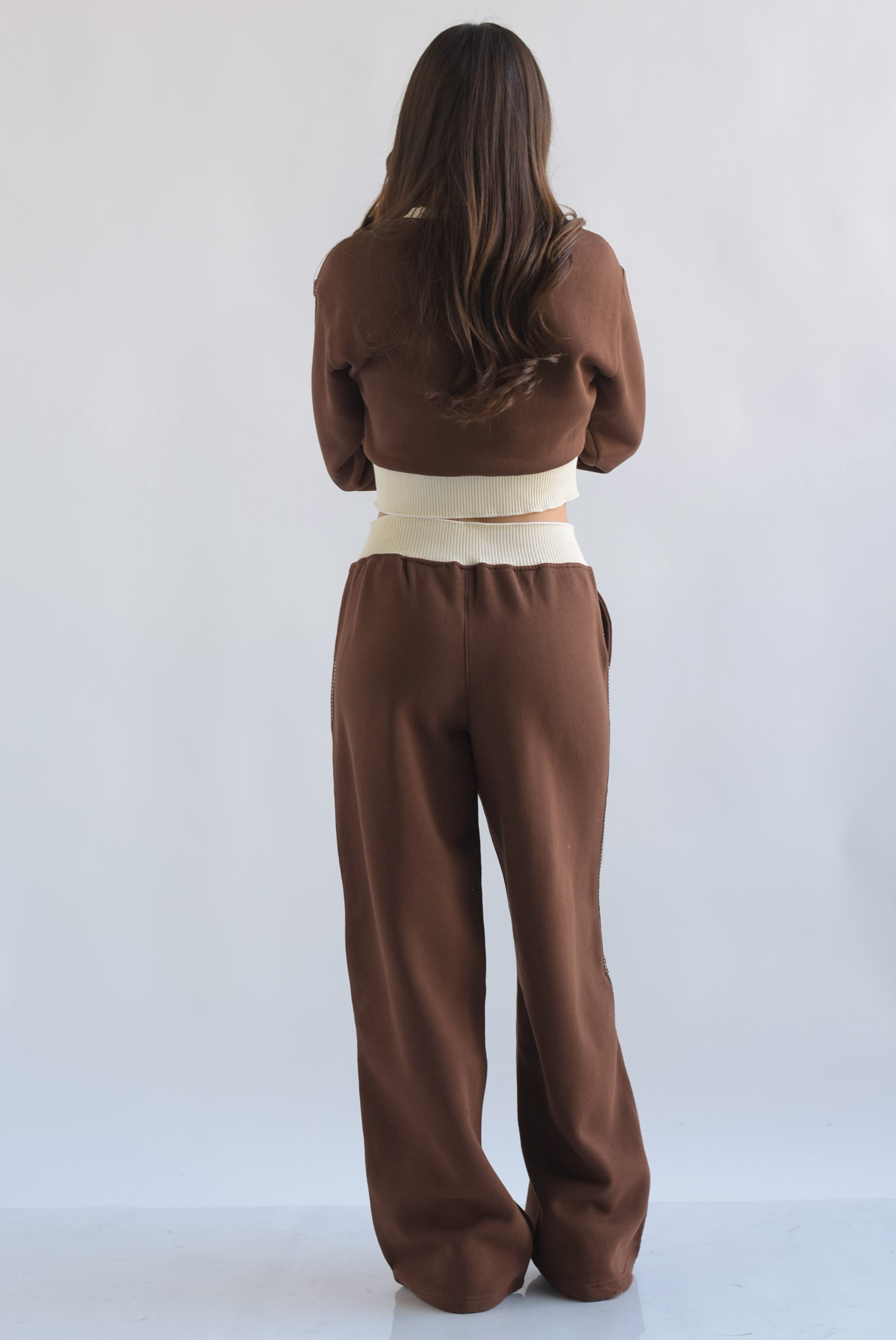 Set Pantalón y Sudadera track despuntes Café