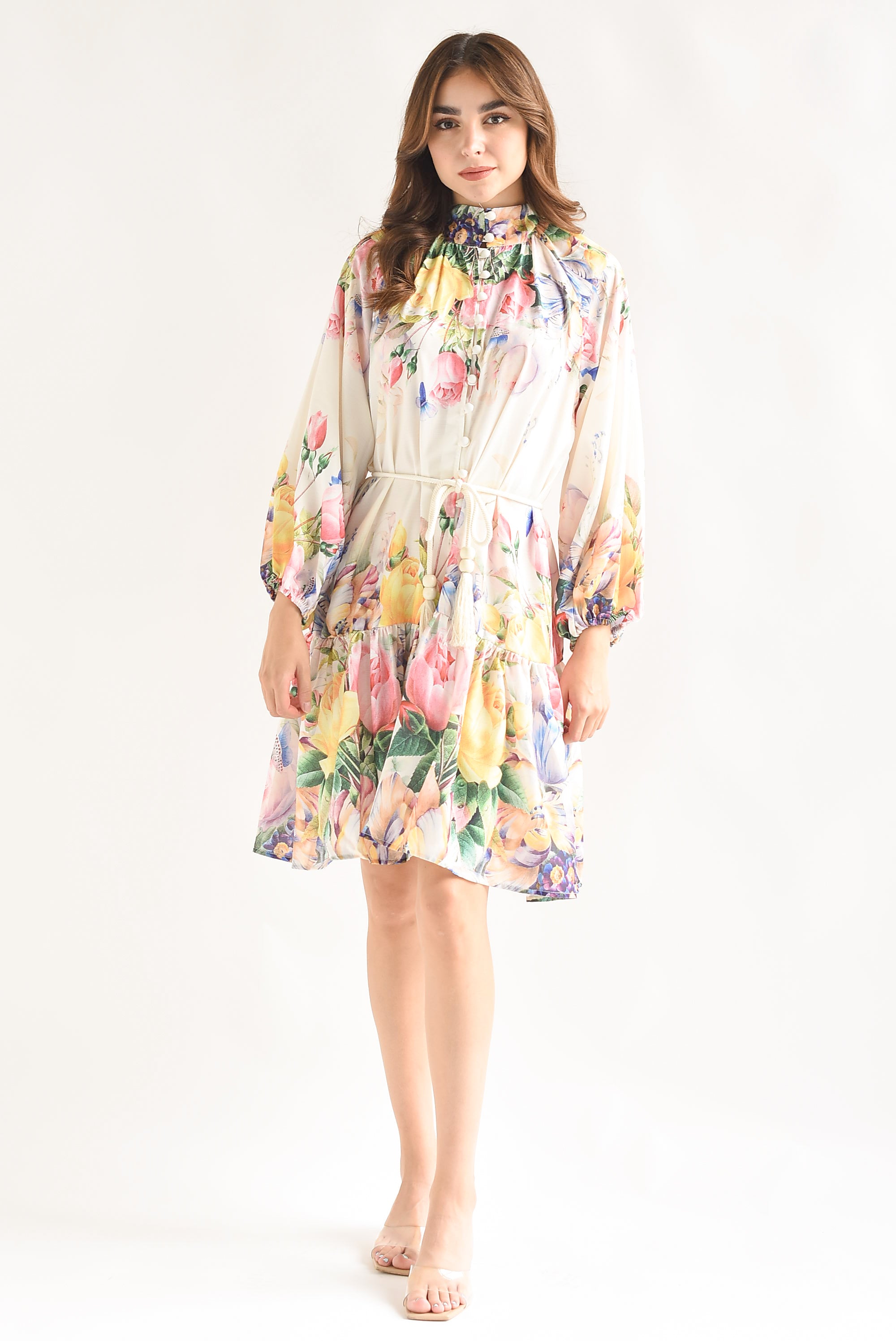 Vestido corto Floral cordón