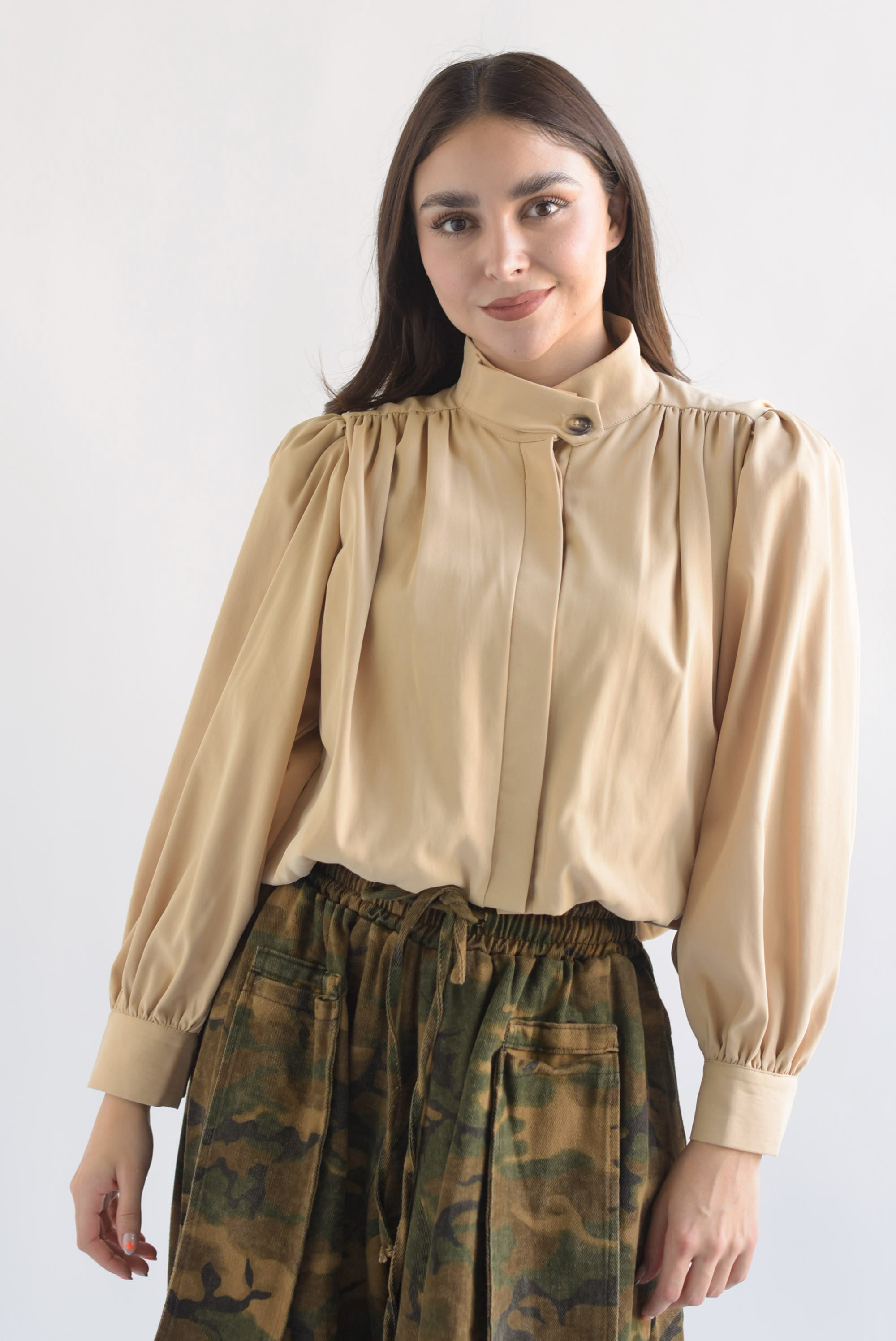 Chamarra globo manga puffy Kaki