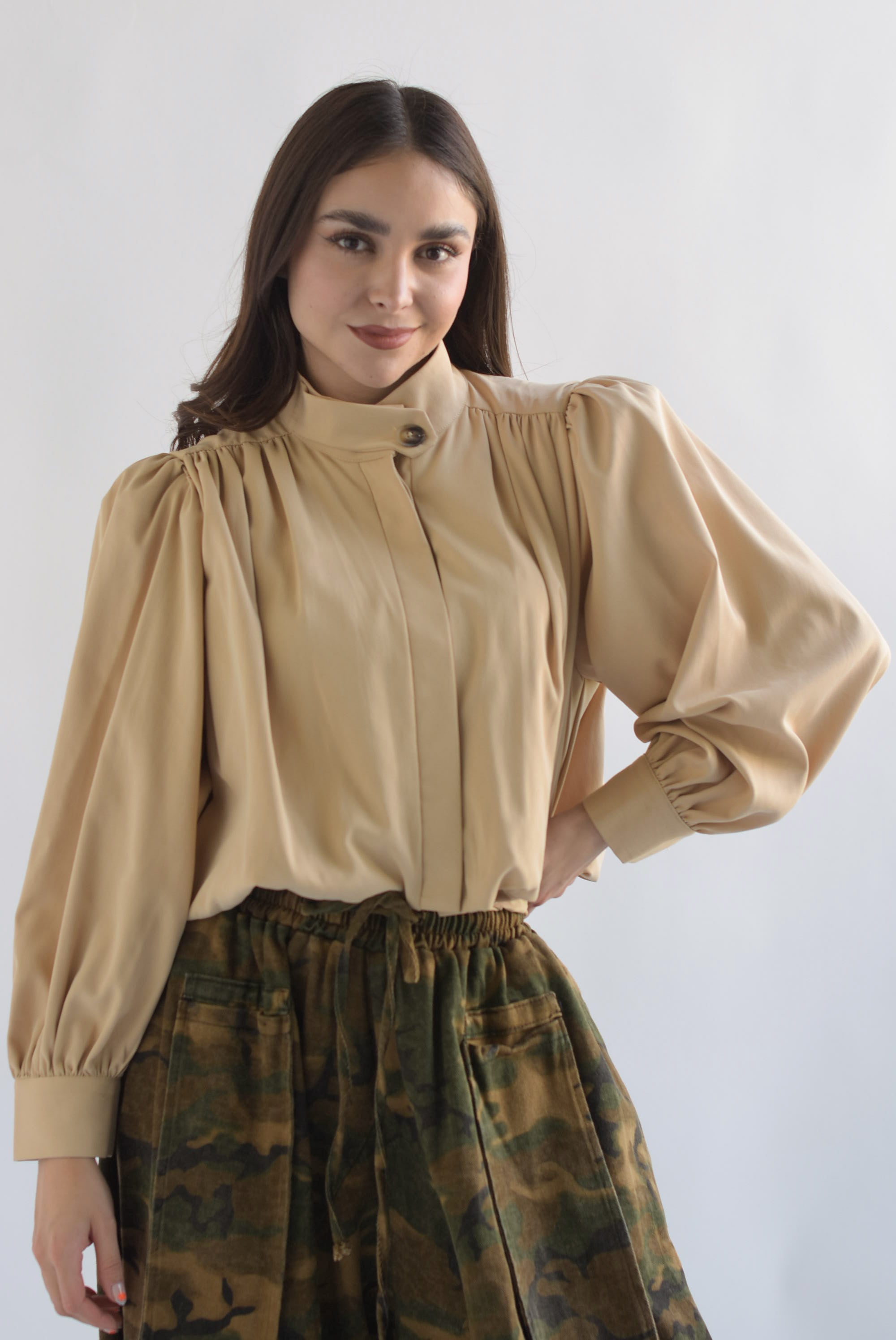 Chamarra globo manga puffy Kaki