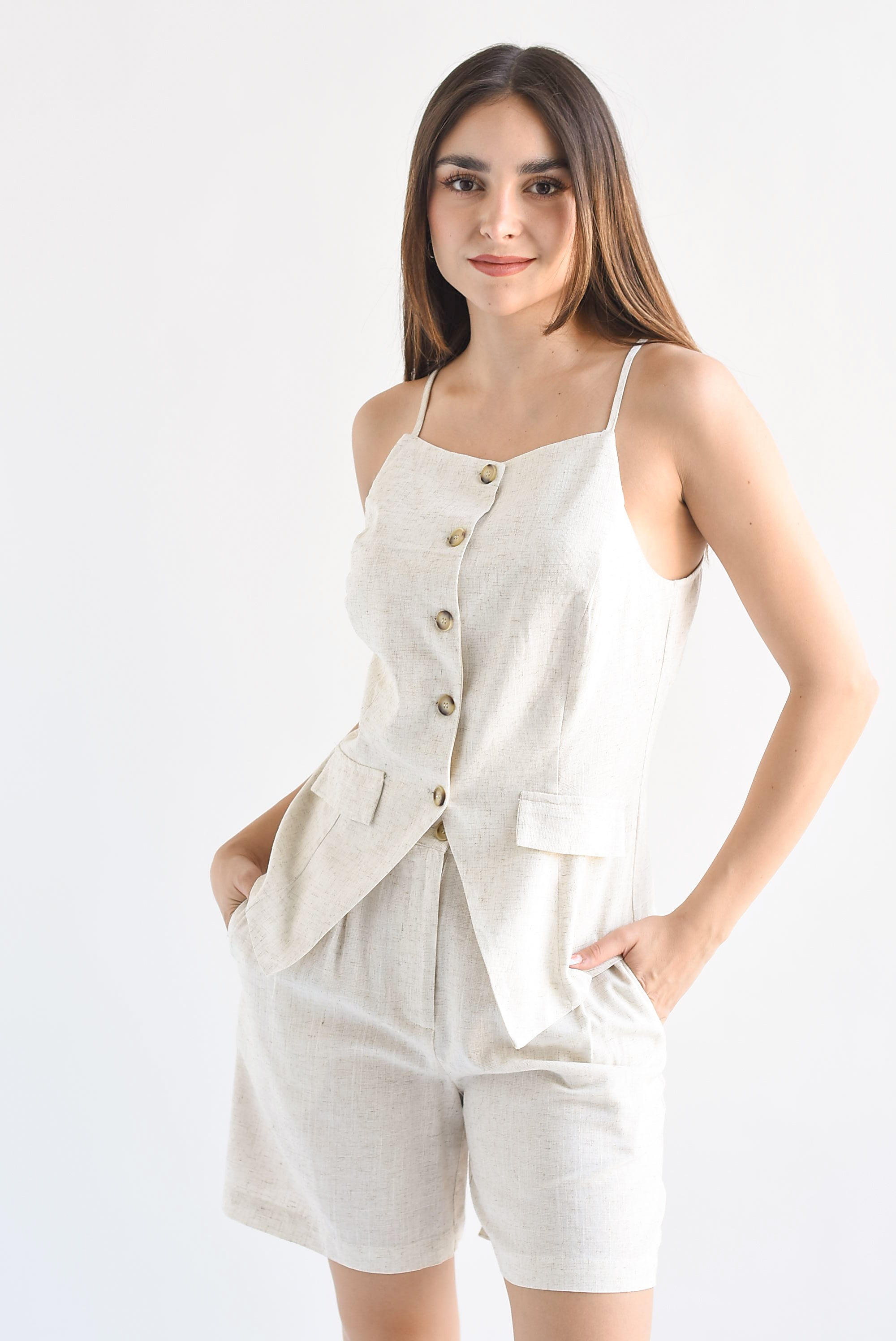 Set Short largo y Blusa tirantes lino Crudo