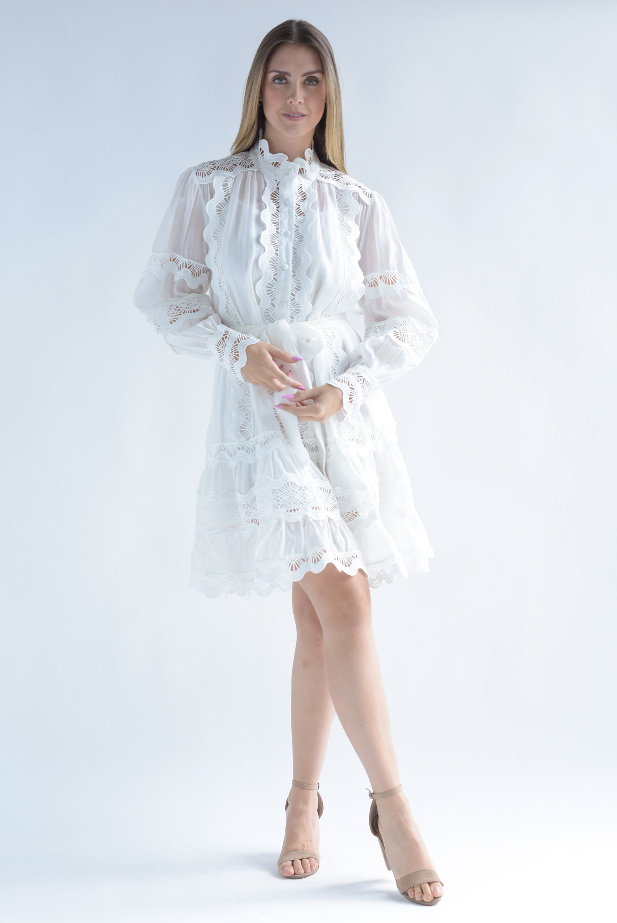 Vestido camisero tira bordada olanes Blanco