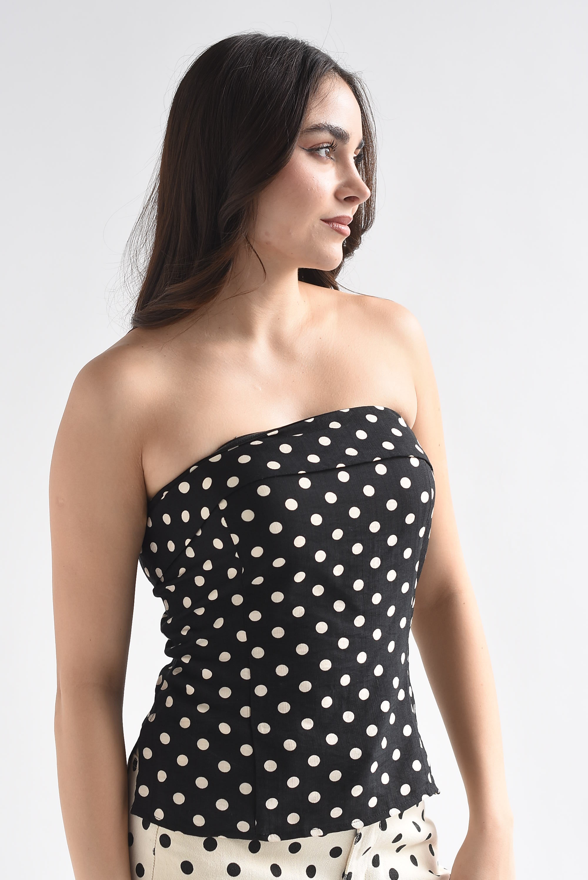 Blusa strapless polka dots