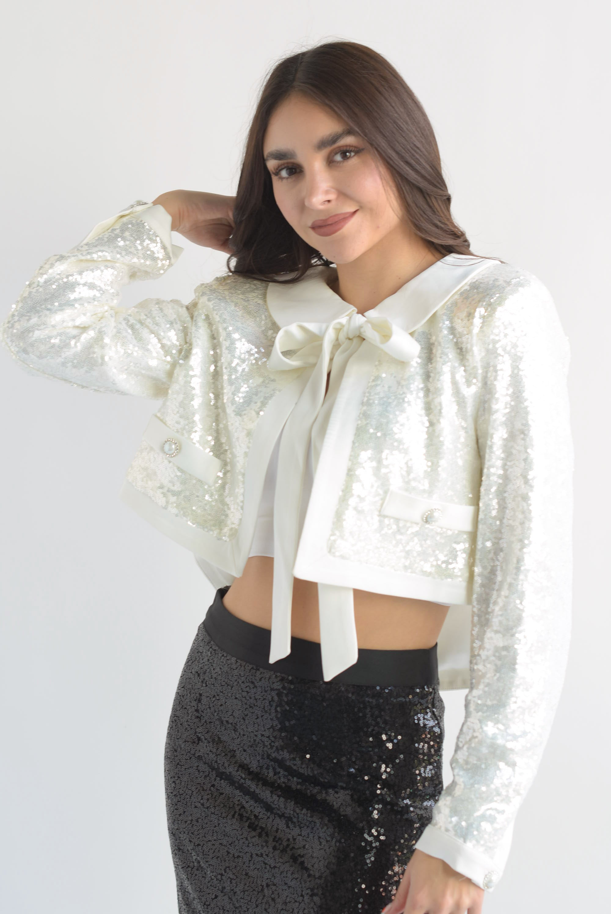 Blazer lentejuela cuello lazo Blanco