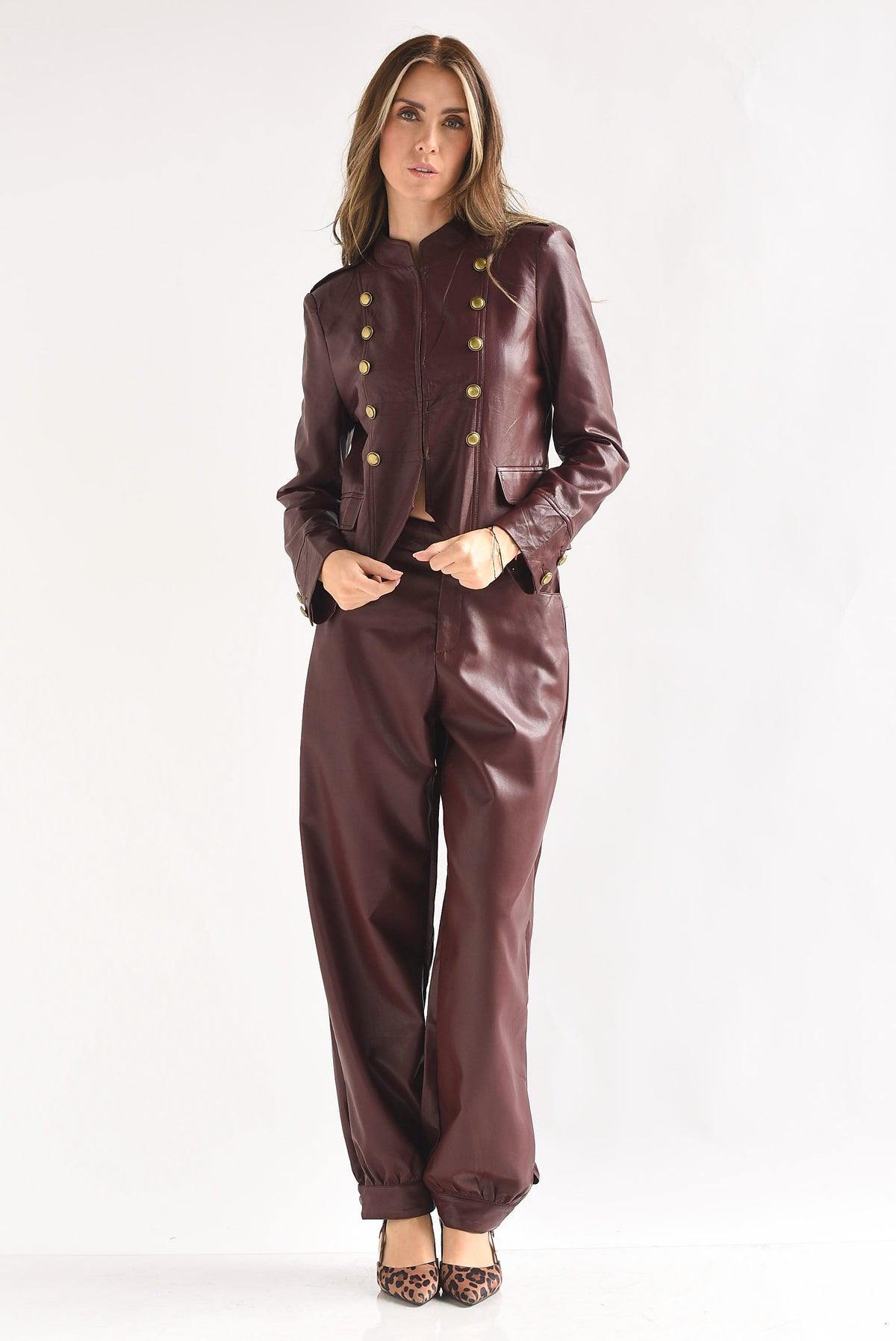 Set Pantalón globo y Blazer militar vinipiel