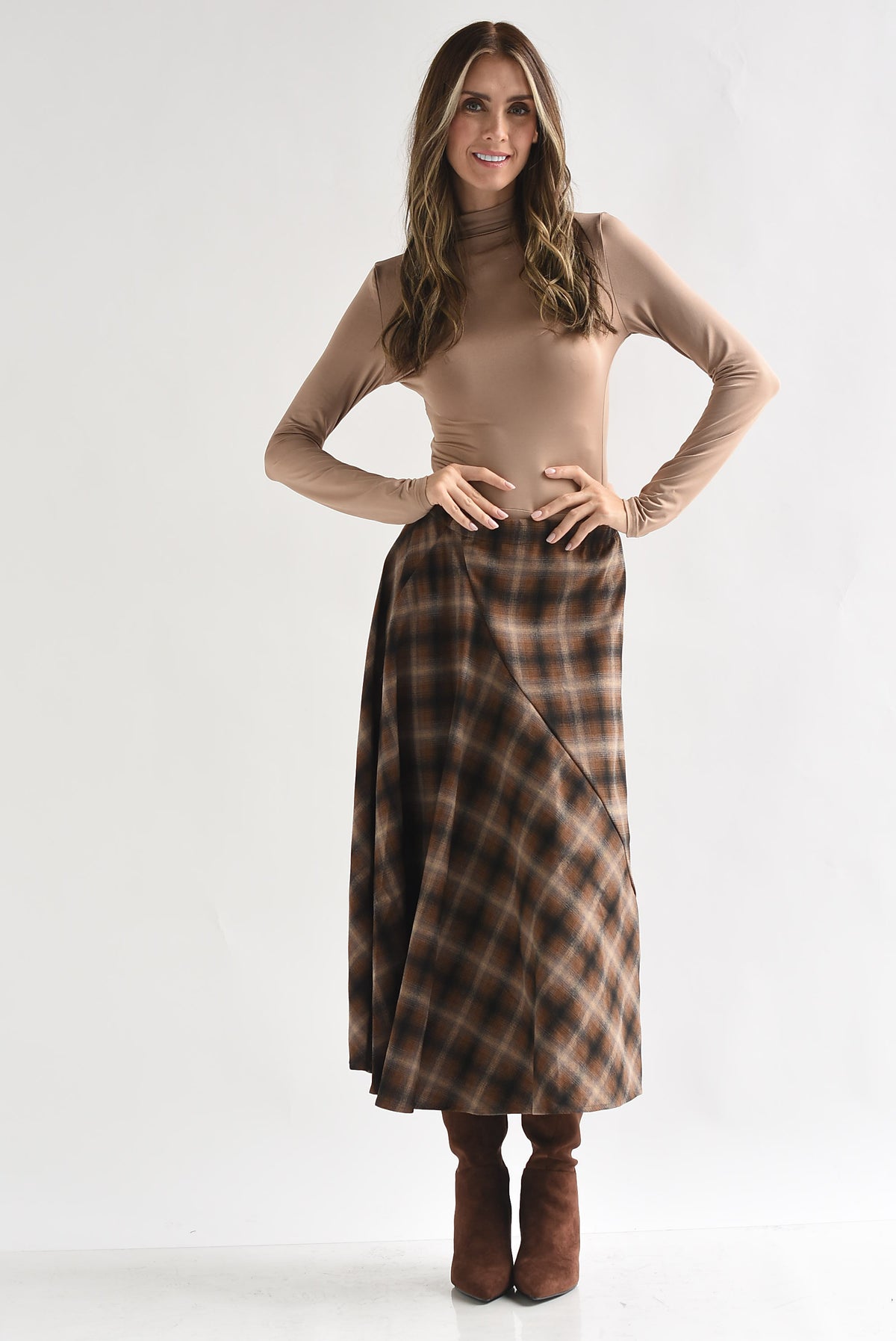 Falda midi asimétrica cuadros