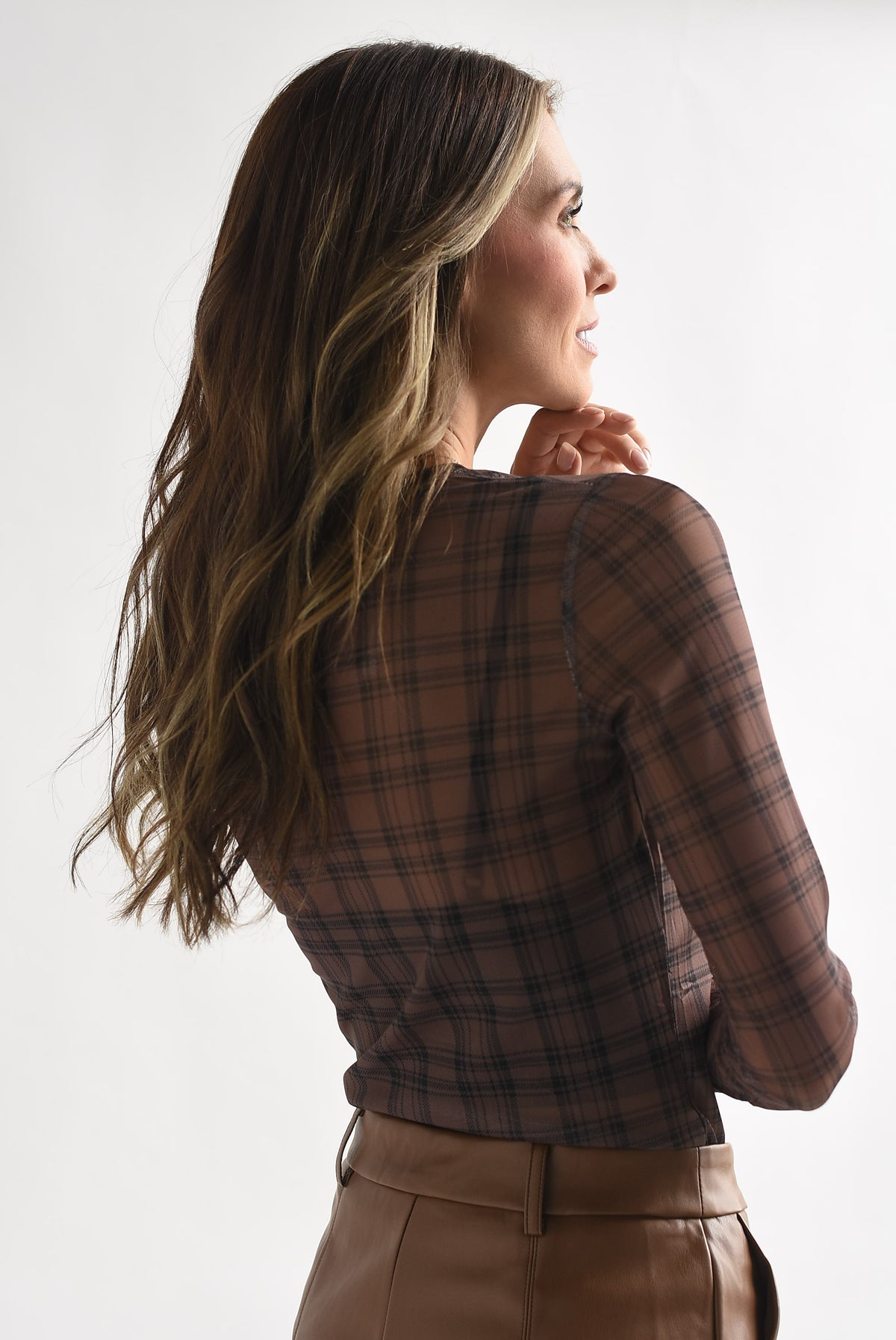 Blusa mesh manga larga cuadros