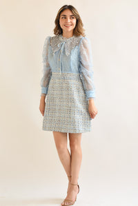 Fashion Styled Vestido Tweed  Flores bordadas Azul