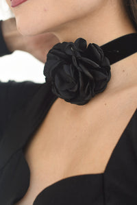 Fashion Styled Choker terciopelo flor Negra