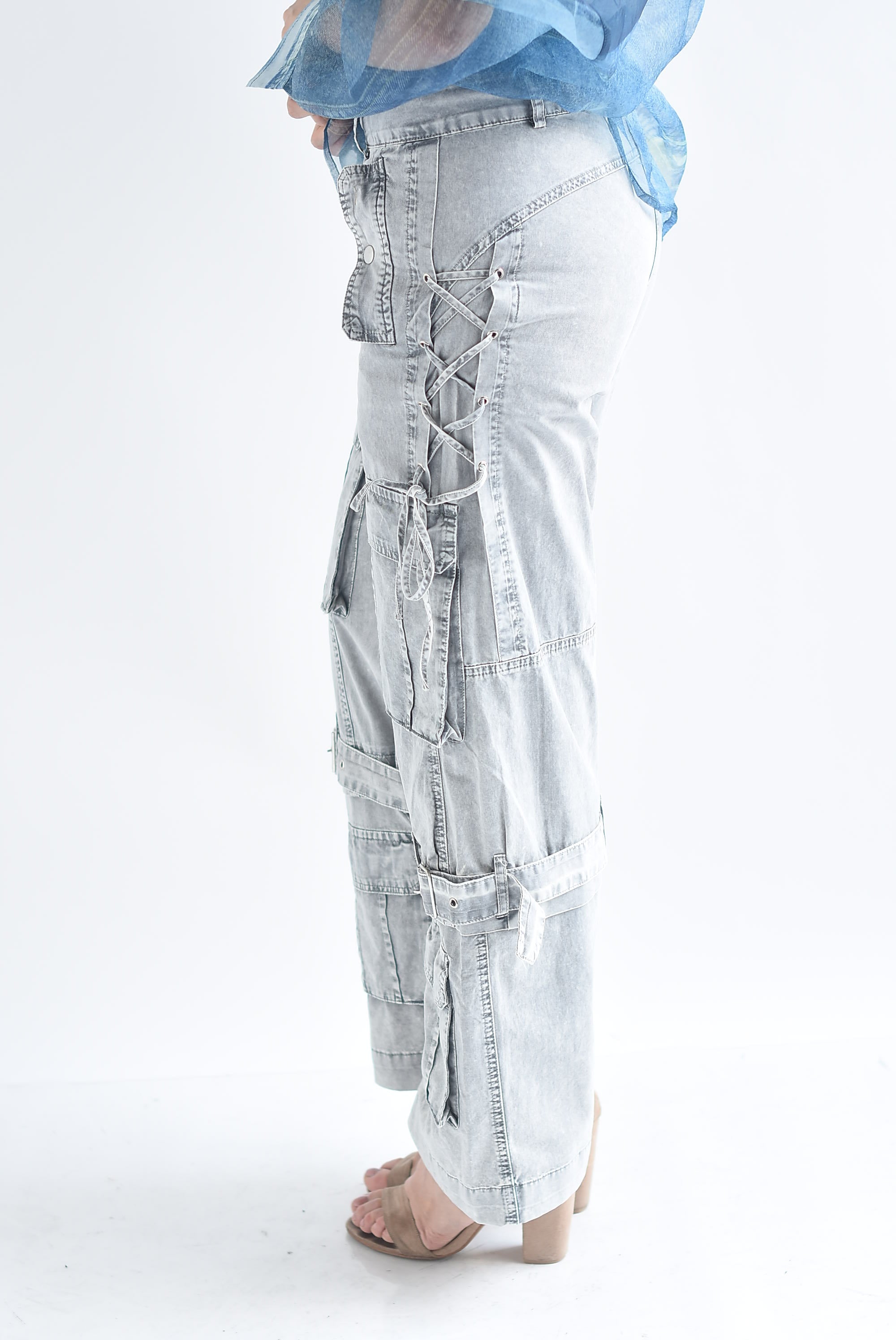 Pantalón cargo jaretas