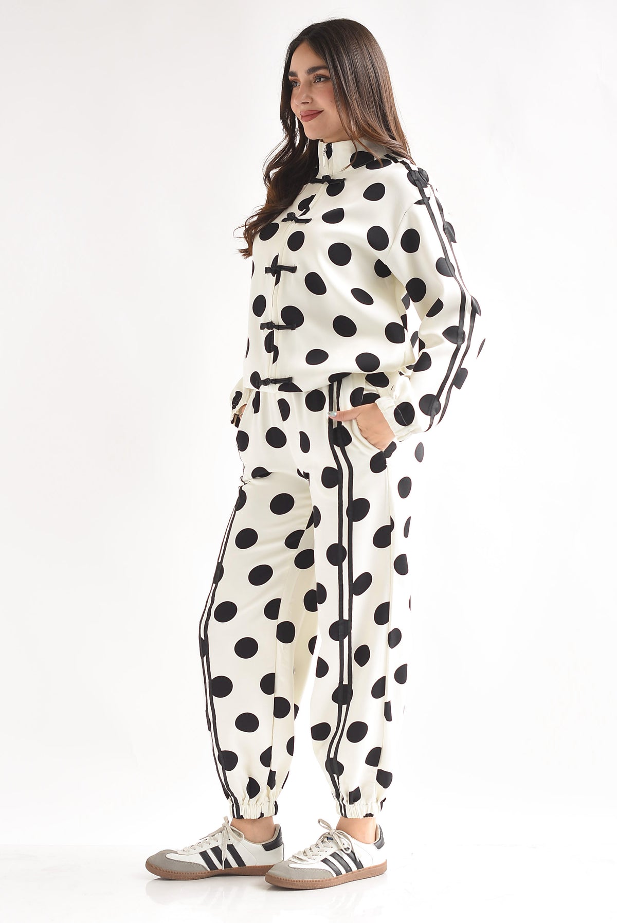 Set Pantalón y Chamarra lazos chinese track polka dots