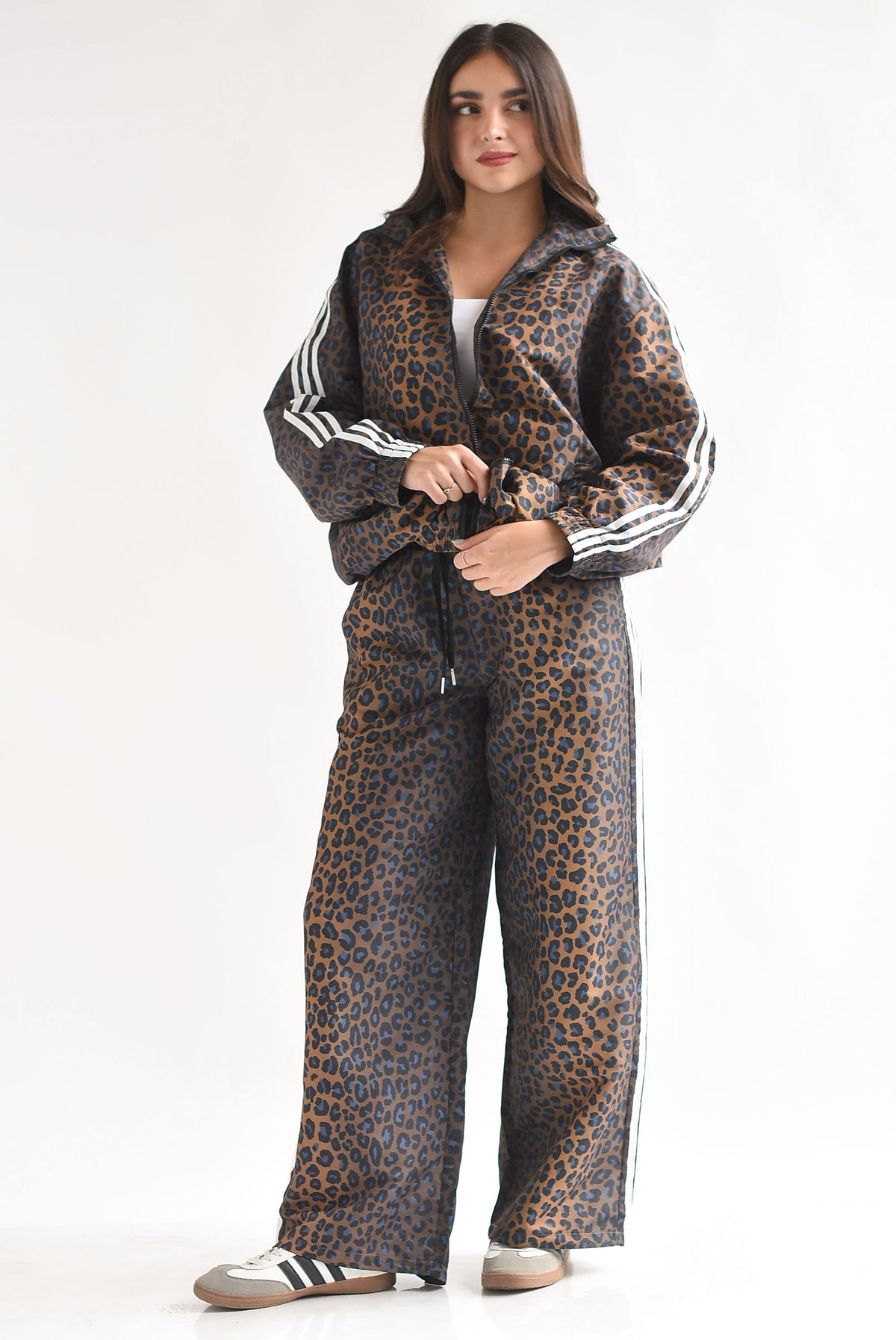 Set Pantalón y Chamarra track leopardo
