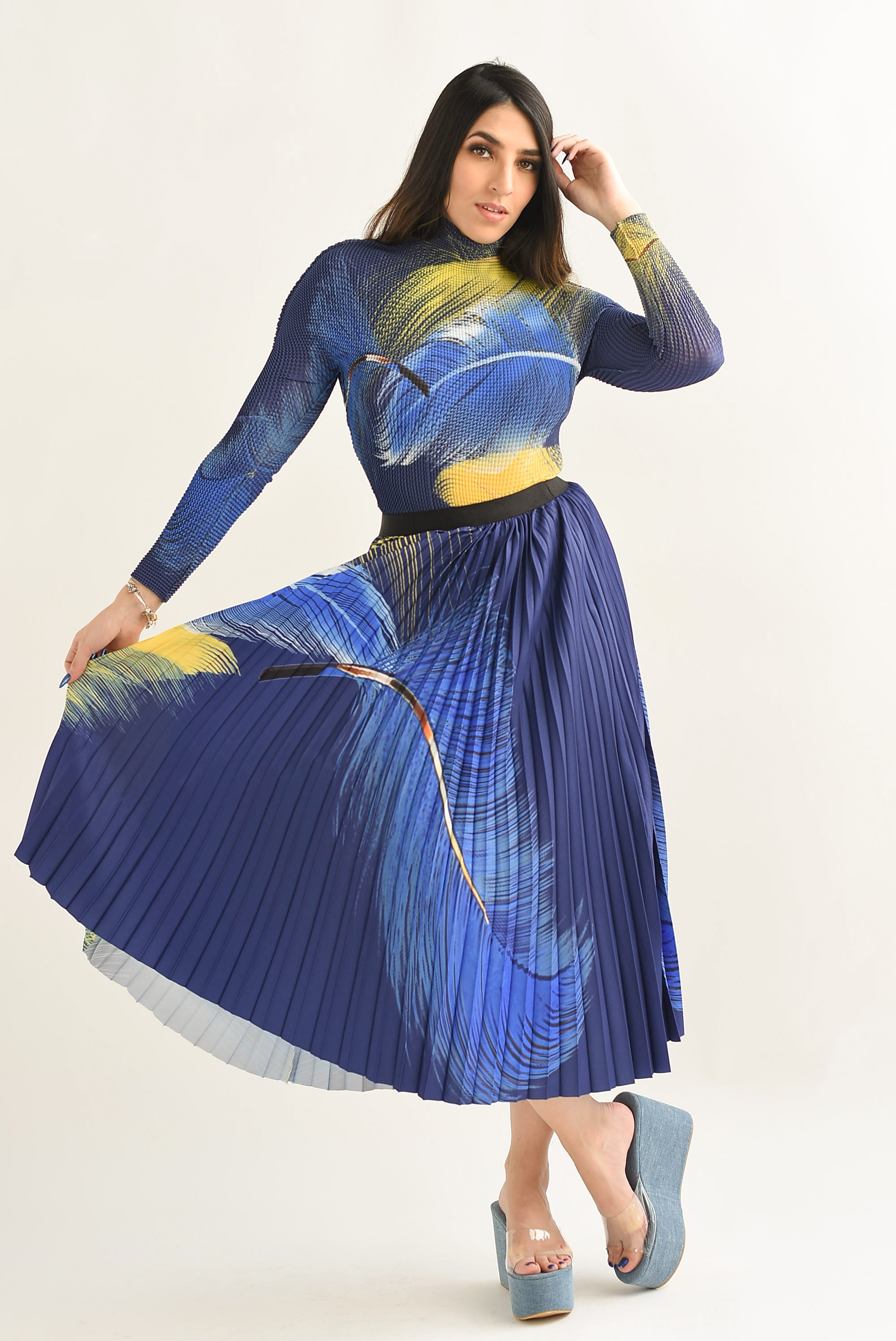 Set Falda y Blusa plumas Azul Rey con Amarillo