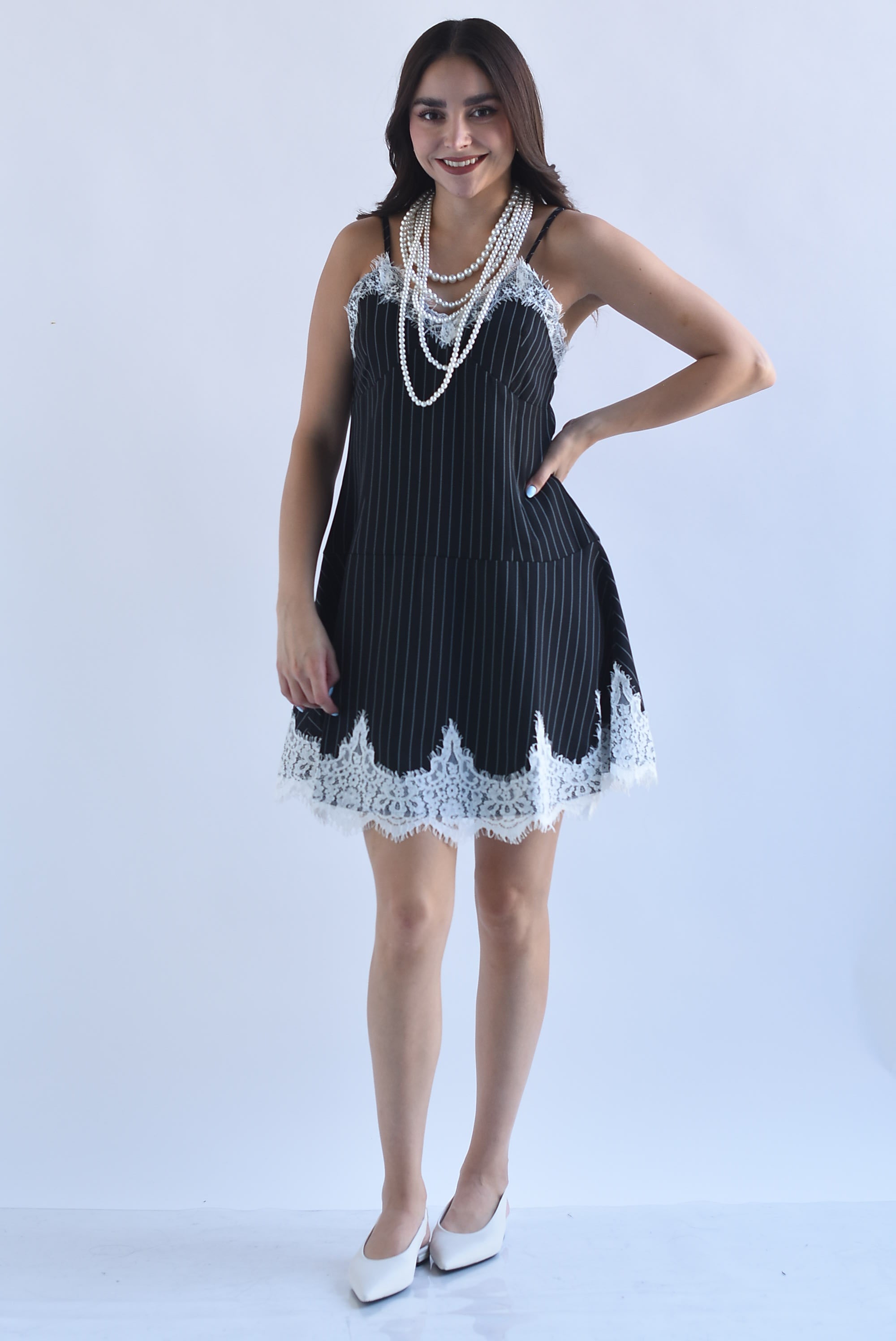 Vestido raya diplomática encaje