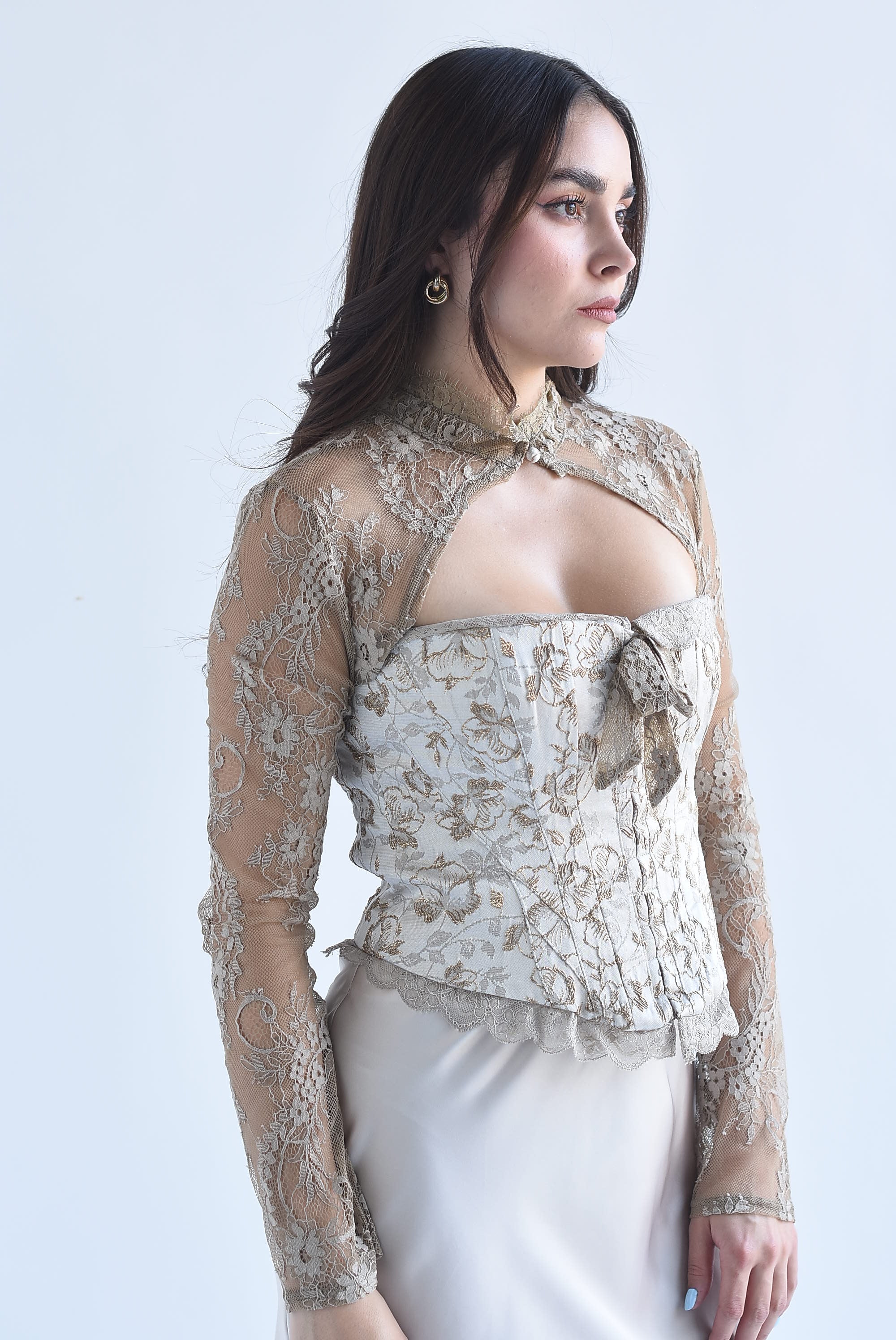 Corset flores tapiz con mangas encaje